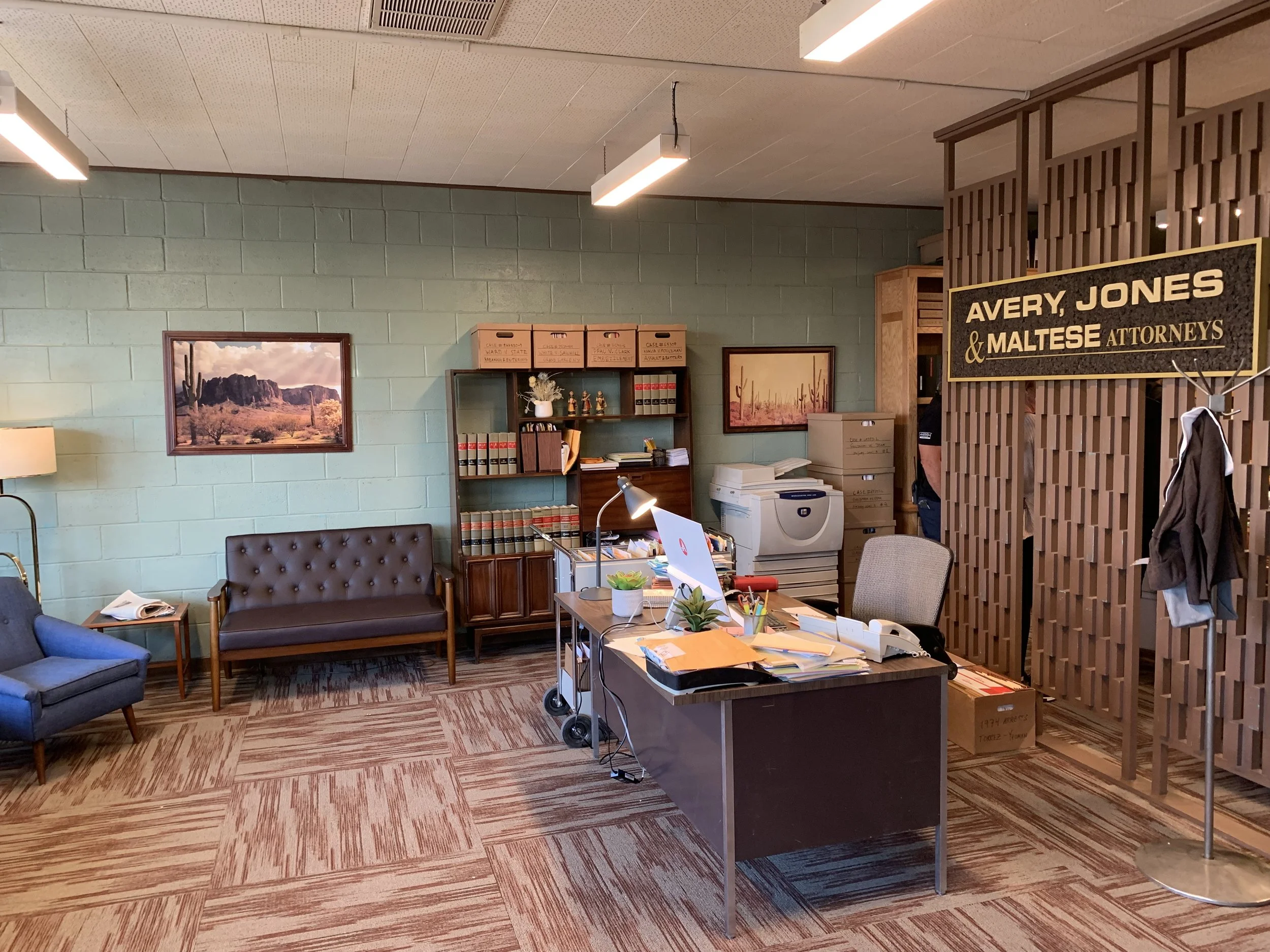Int. Avery, Jones, & Maltese Law Office - Front Desk