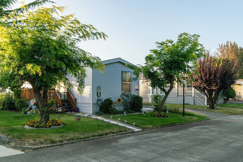 Keep your mobile home safe with an annual duct-cleaning, home re-level, and roof inspection