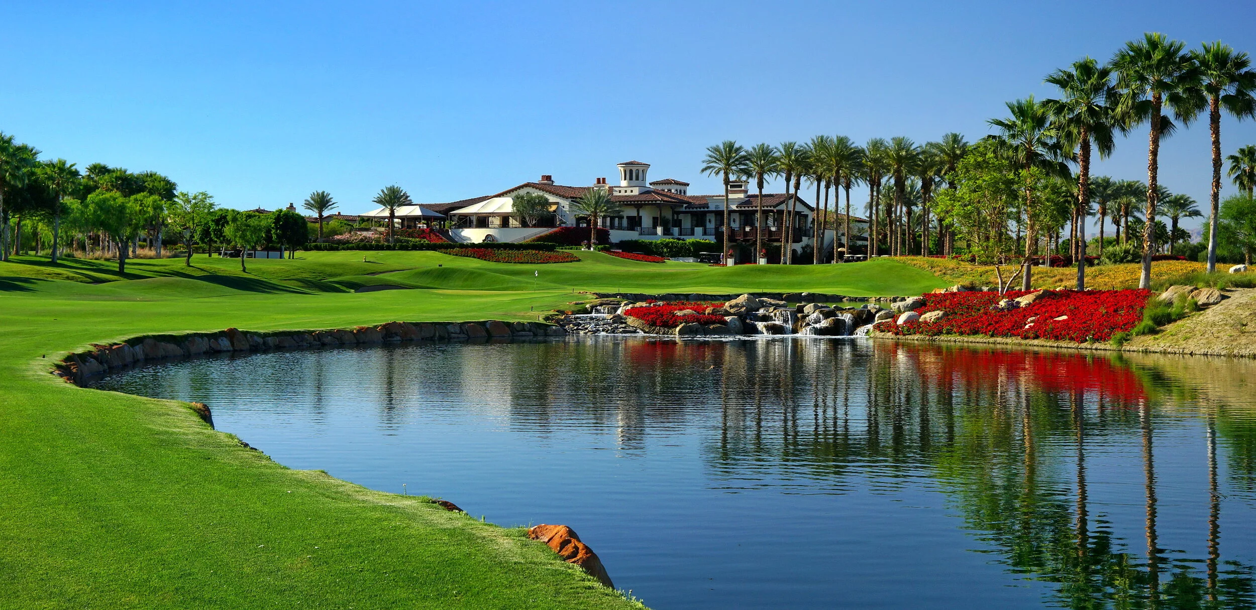 AVRAPHOTOGRAPHY 2.JPG