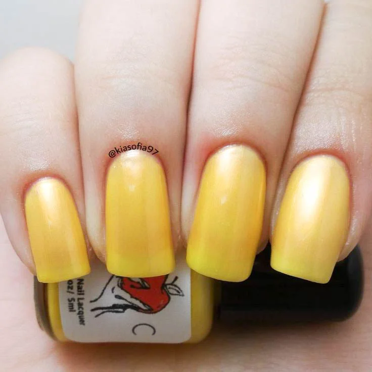 Mi Chiquita - Yellow Nail Polish