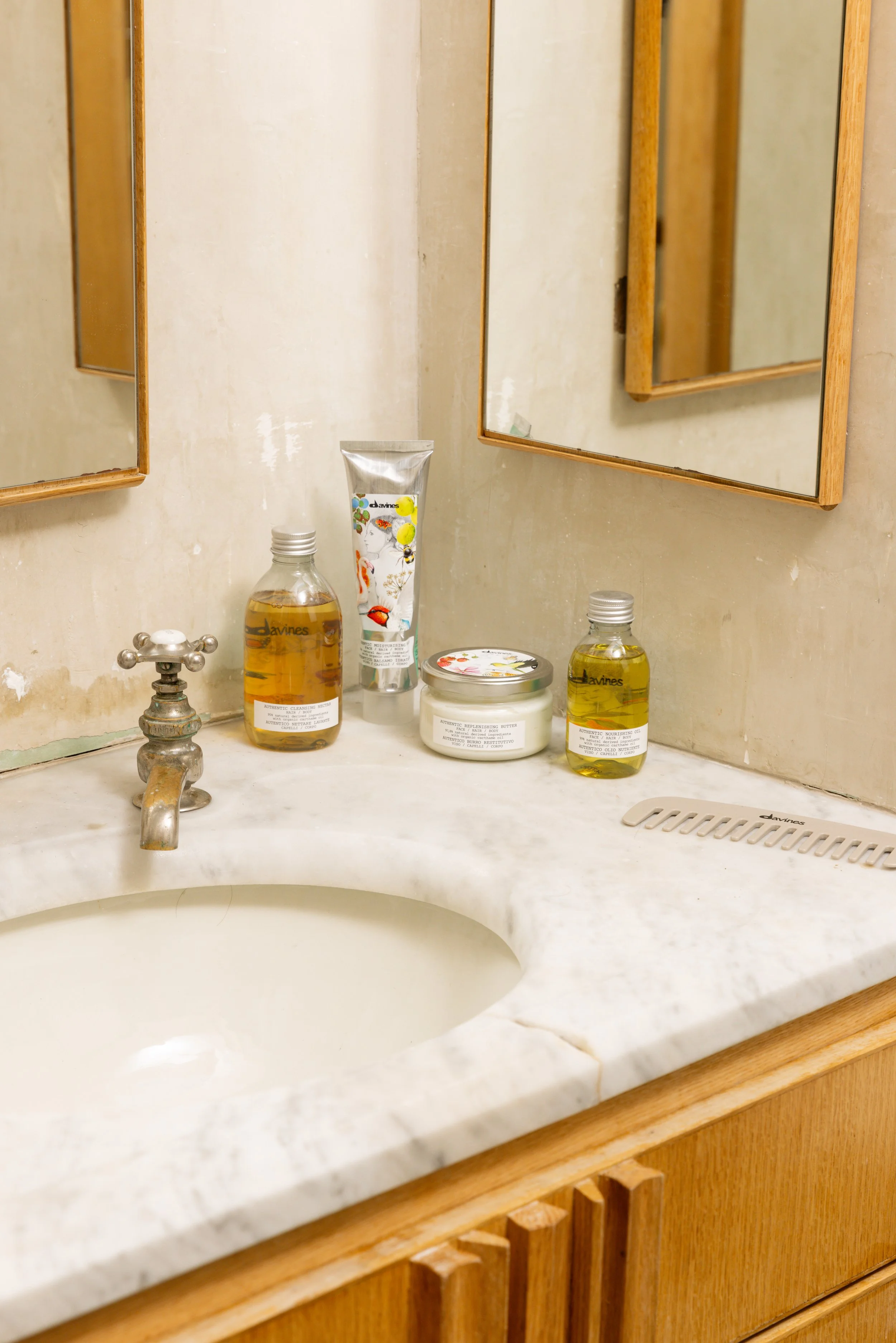 DAVINES-WINTERFAVES2024-124.jpg