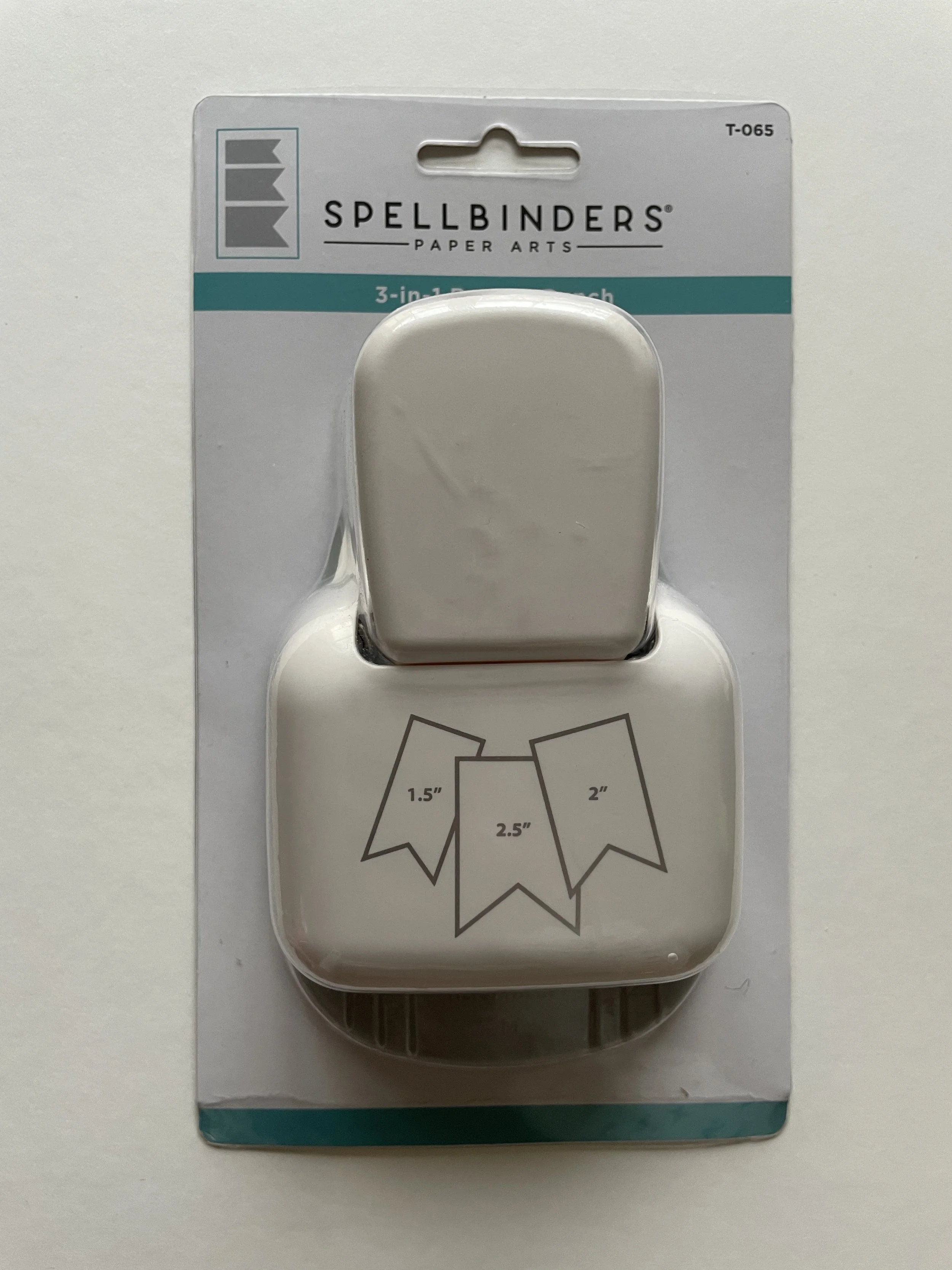 Spellbinders 3-in-1 Banner Punch