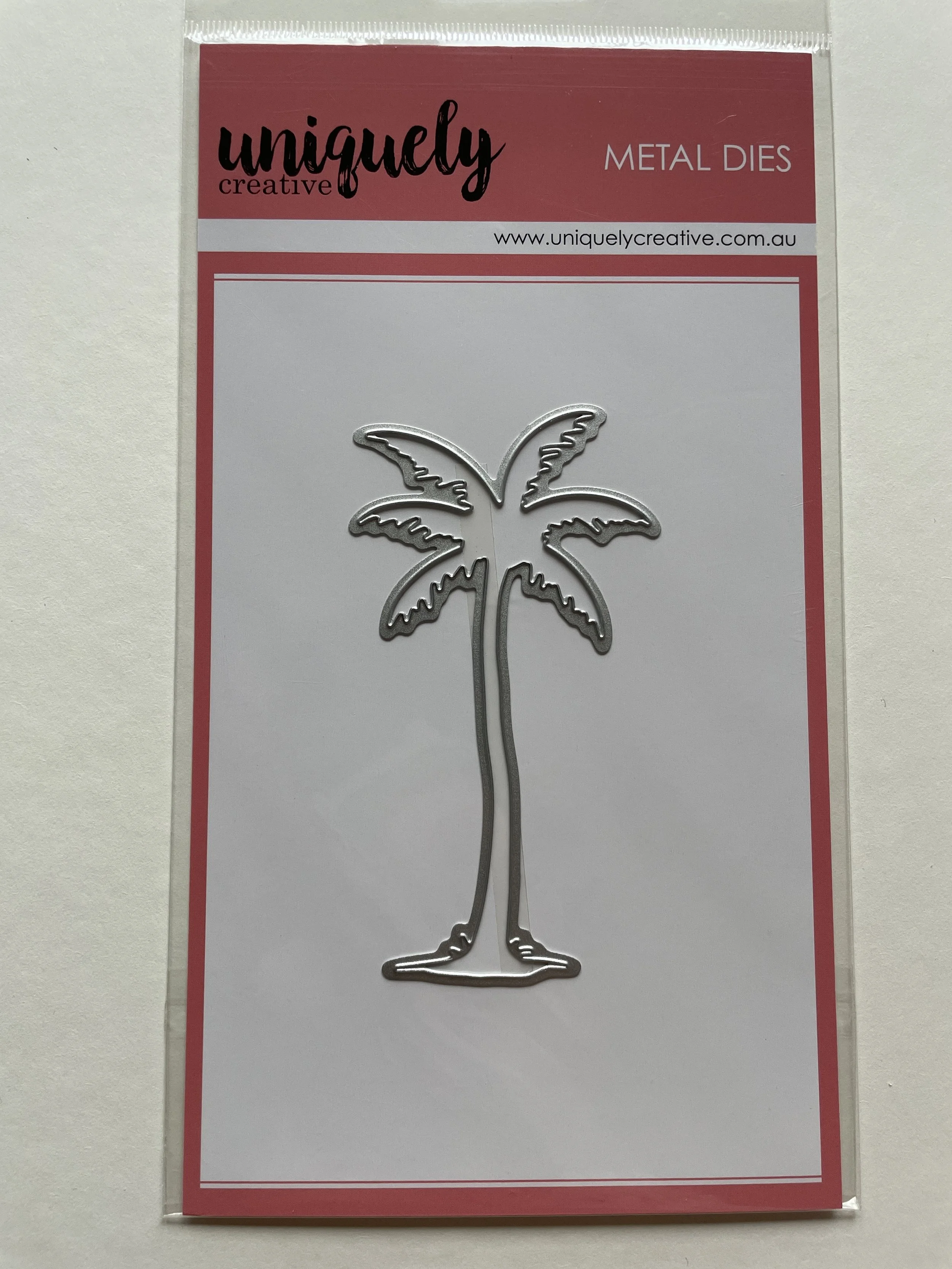 Uniquely Creative Palm Tree Die