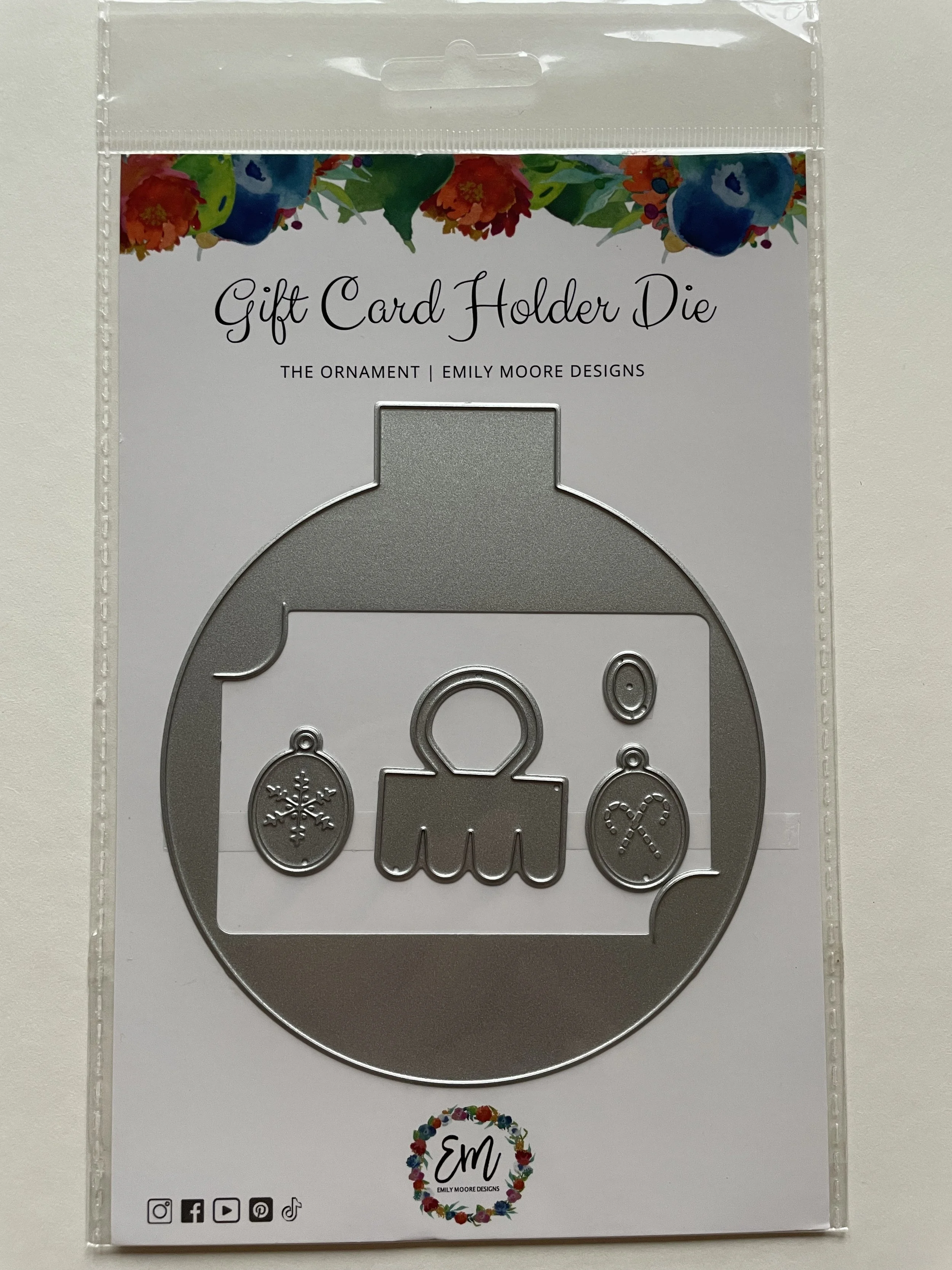 emily-moore-gift-card-holder-die-the-ornament-01.JPG