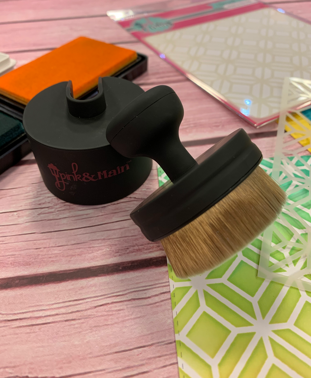 Ergonomic Blending Brush by Pink & Main