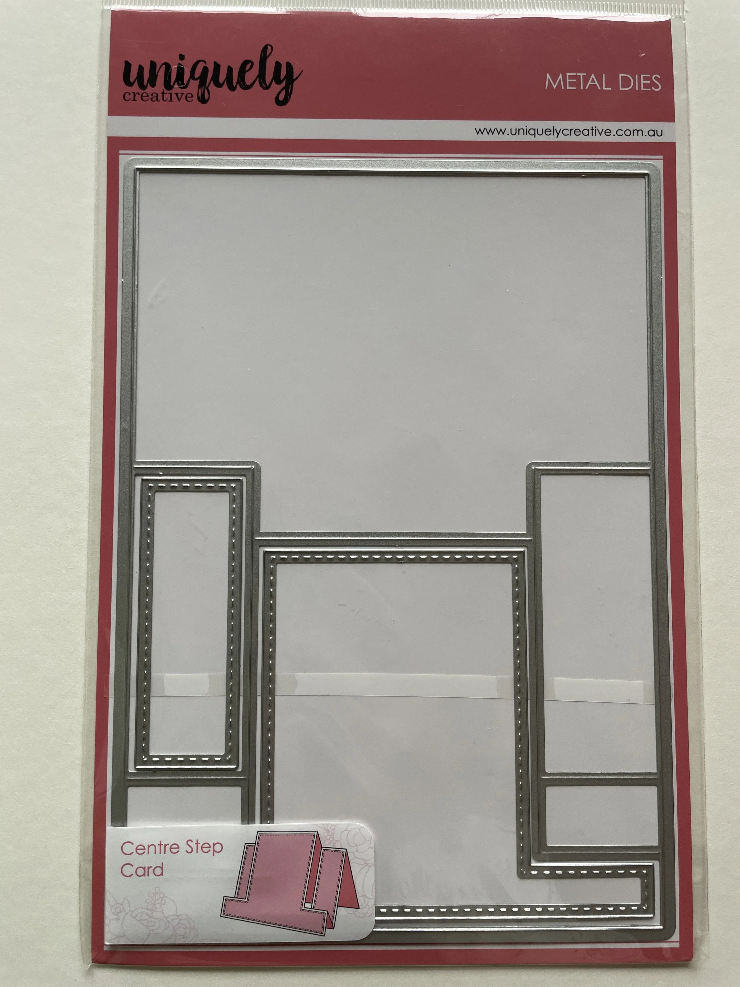 Uniquely Creative Centre Stepper Card Die