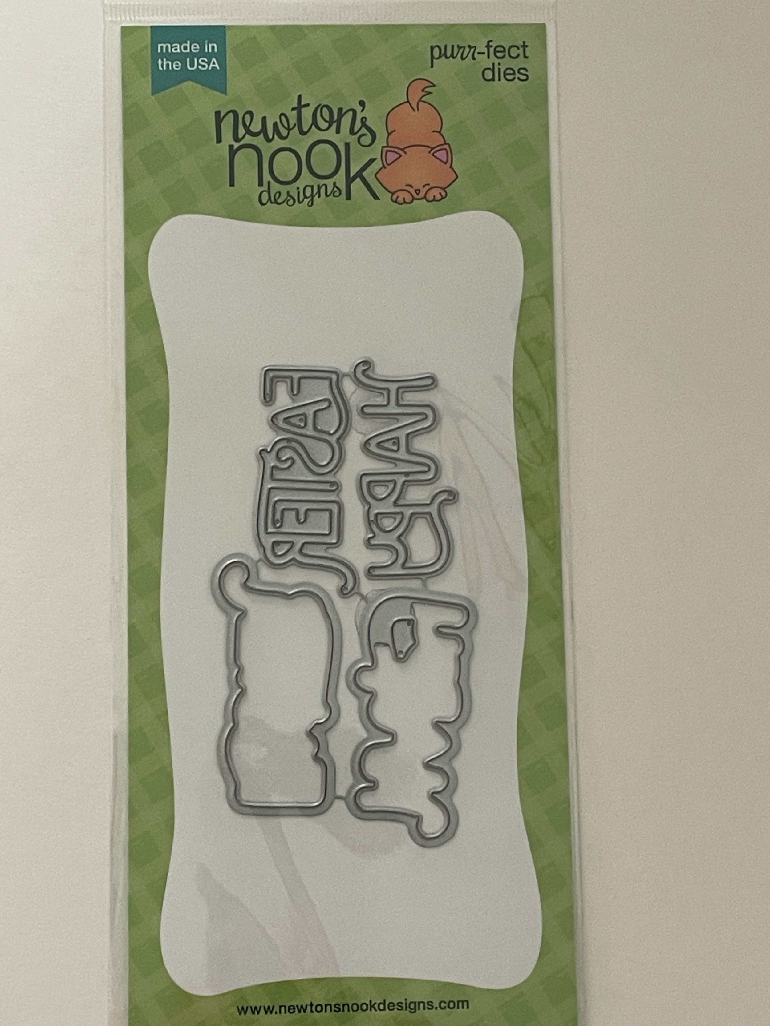 Newton's Nook Designs Happy Easter Die