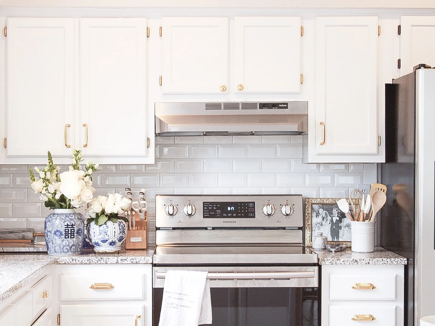 BRASS KITCHEN HARDWARE REVEAL