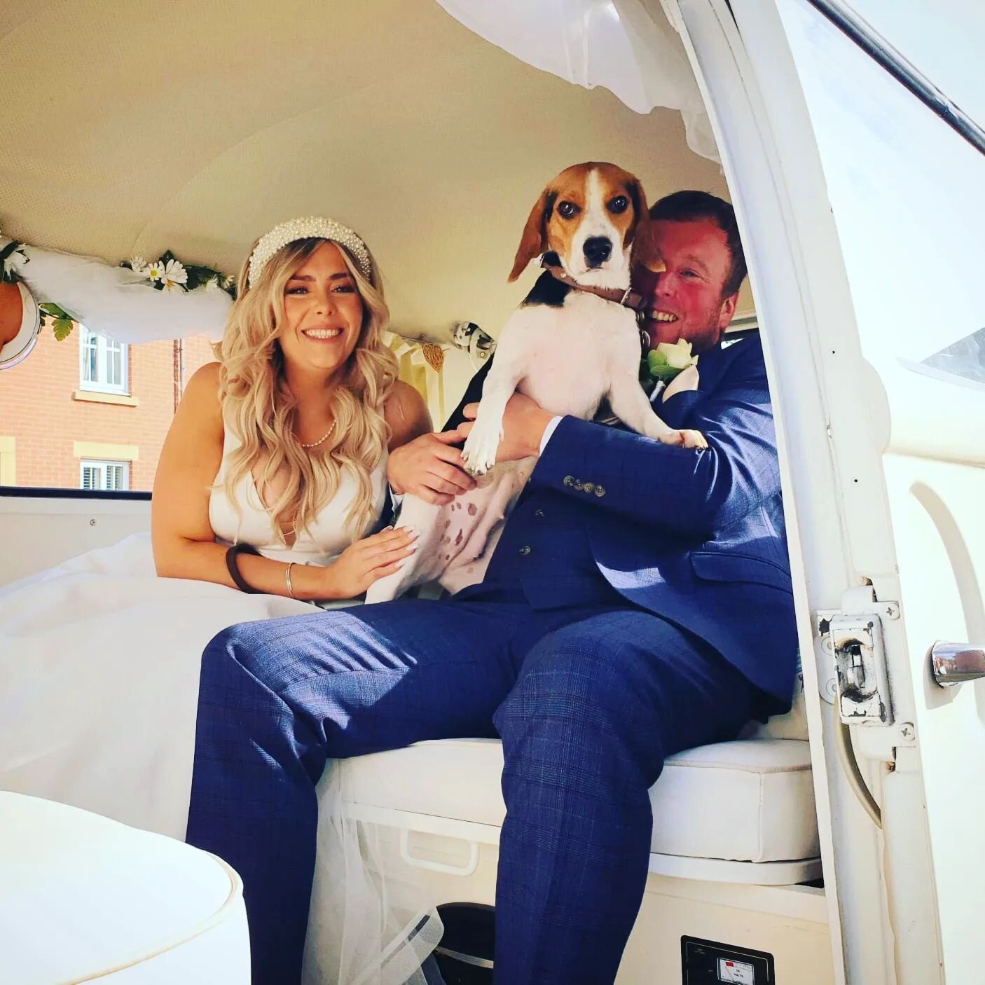 Still on the topic of dog friendly; how cute is Polly the beagle? ❤️❤️❤️
When Rachel and Tim approached us to ask if their #beaglepuppy could be picked up too, of course we jumped at the chance with being #beaglelovers ourselves. 
We strive to provid