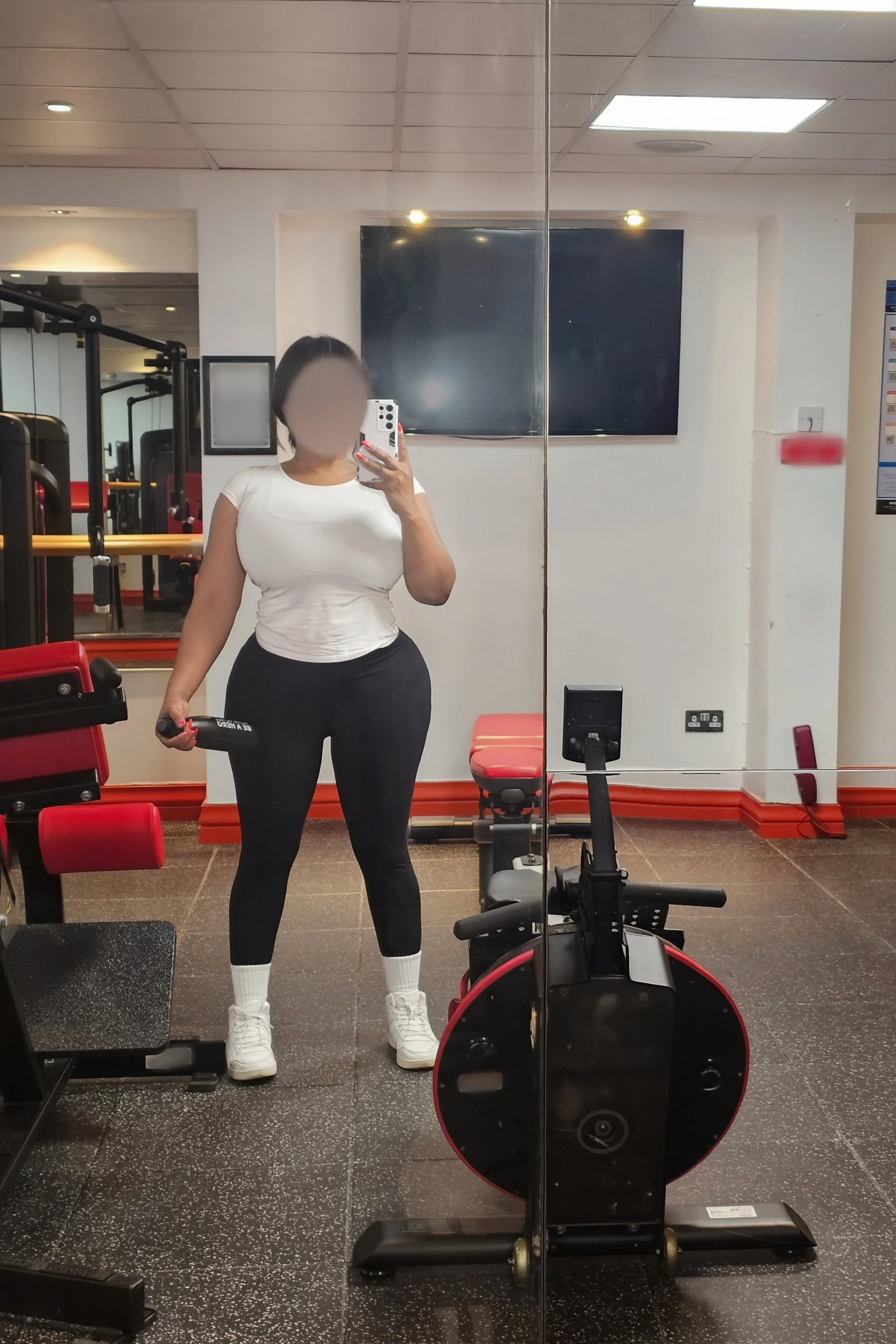 FMTY dinner date escorts – Fly me to you for elegant dinners, romantic getaways and international dates where compatibility, conversation and genuine connection take centre stage.