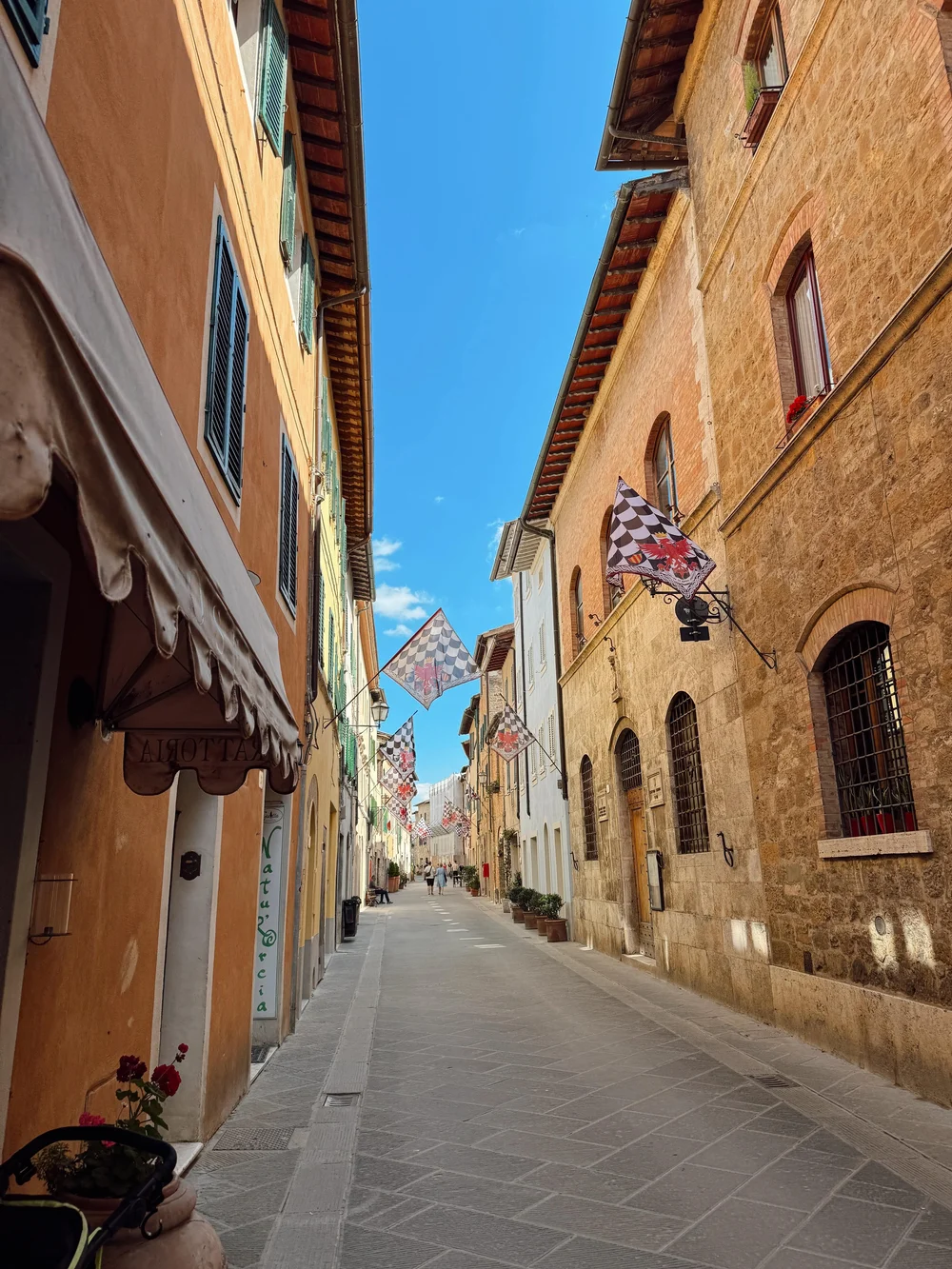 tuscany towns.JPG