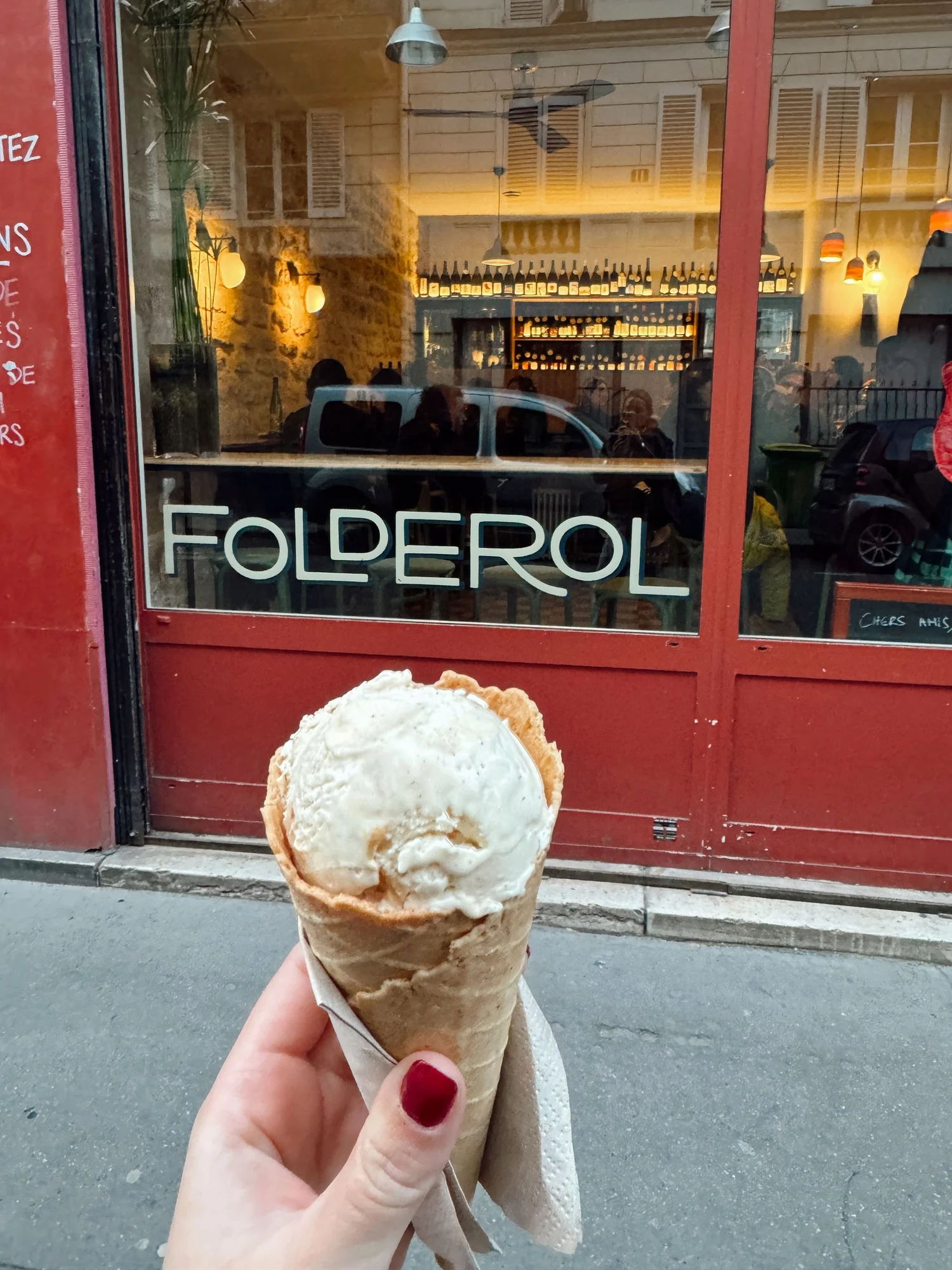 Wine and Food Lovers' Guide to Paris: Where to Eat and Drink in the ...
