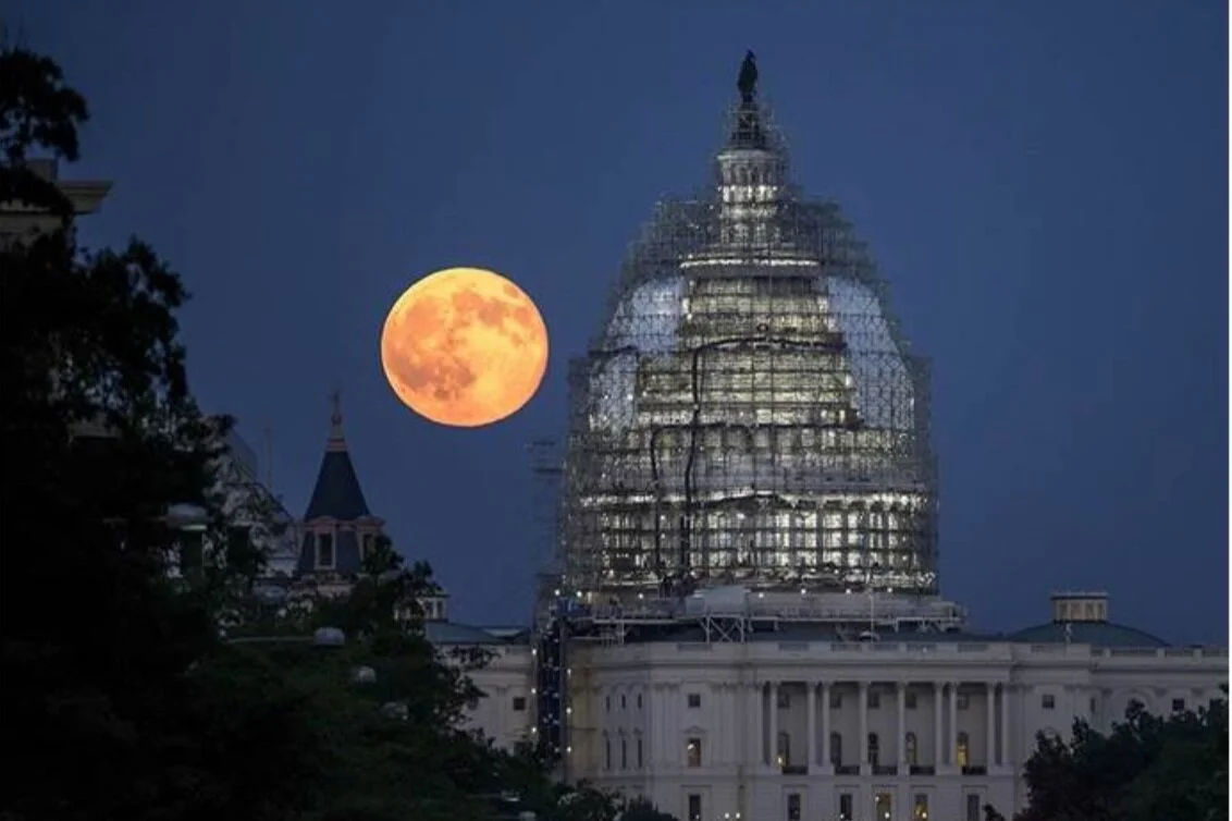 The Clean-Energy Moonshot