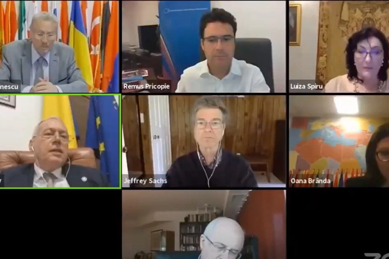 Role of Academia - Elaborating vision and strategy for global governance