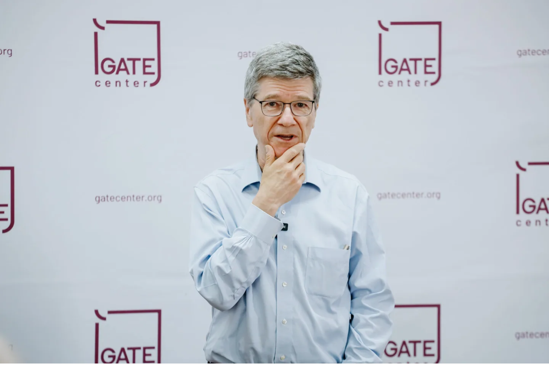Top economist Jeffrey Sachs predicts inflation will stay high and the Fed will keep raising rates. The Fed seems to agree