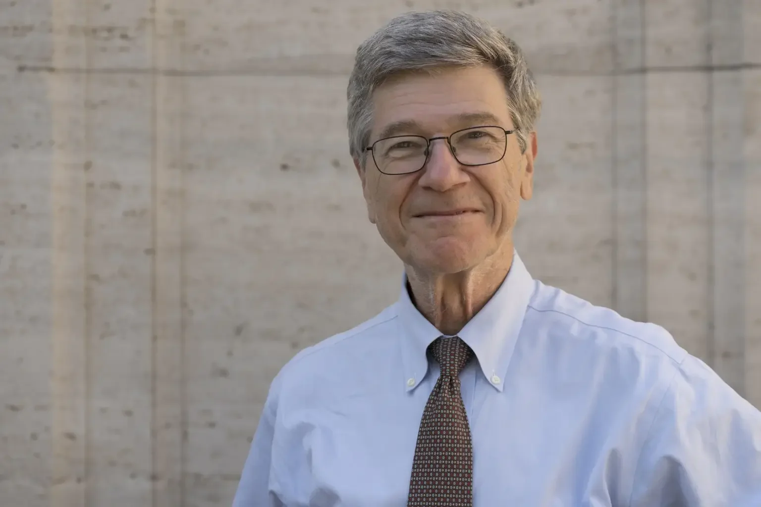 Jeffrey Sachs: "Germany needs a leader who tells the truth and wants peace."