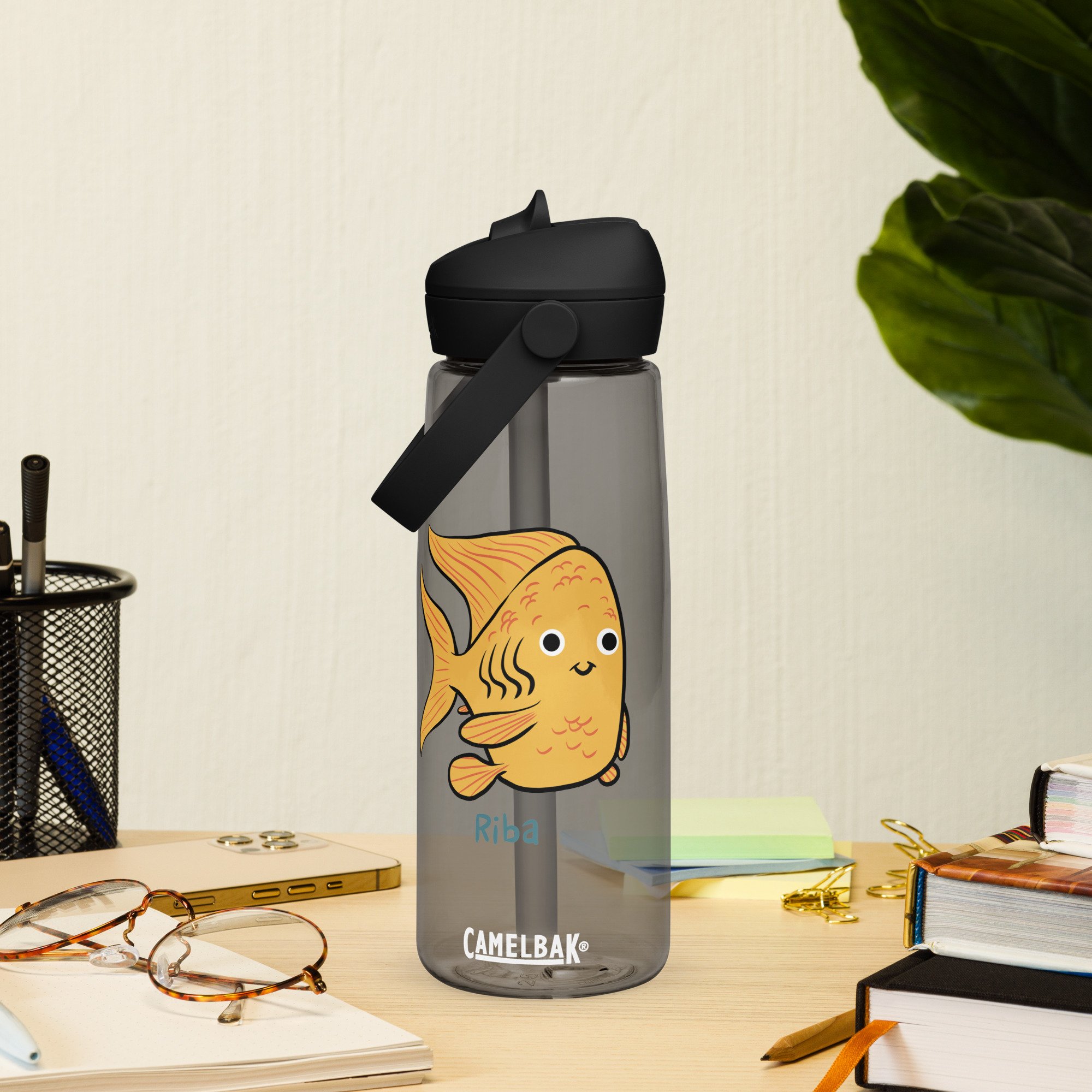 flip-straw-water-bottle-charcoal-front-6ae194c424b05.jpg