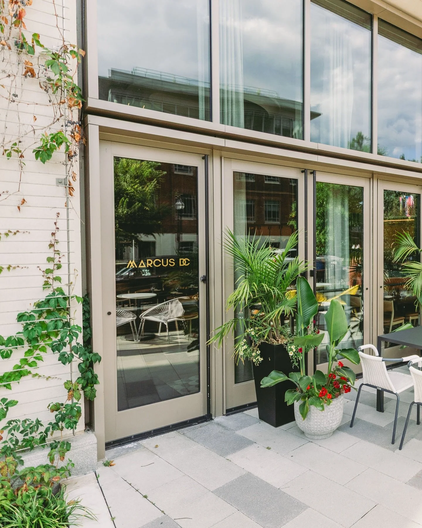 Perfect fall weather + the new @dinemarcusdc patio = unbeatable combo. Grab a seat, order your favorites, and take in the views (and the people watching!) just steps from the NoMa metro.
