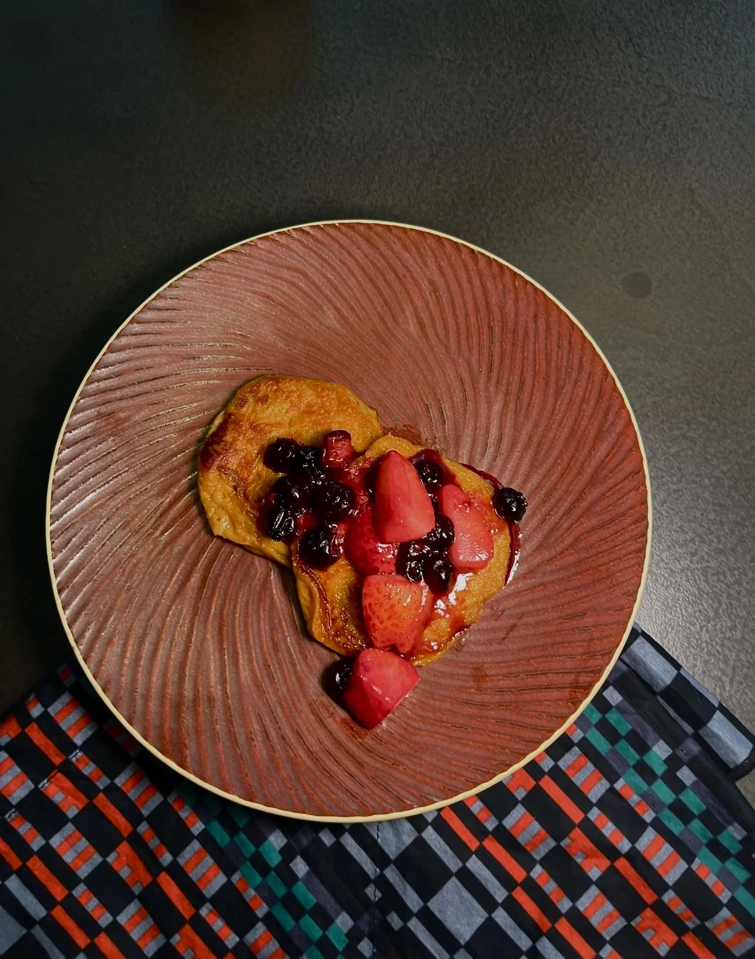 I love an easygoing weekend breakfast (but you know I gotta put my spin on the classics). Check out my Teff Pumpkin Pancakes and French Toast with Apple Compote and Spiced Mascarpone. They are both hands-down faves in my house!

To get my recipes sen