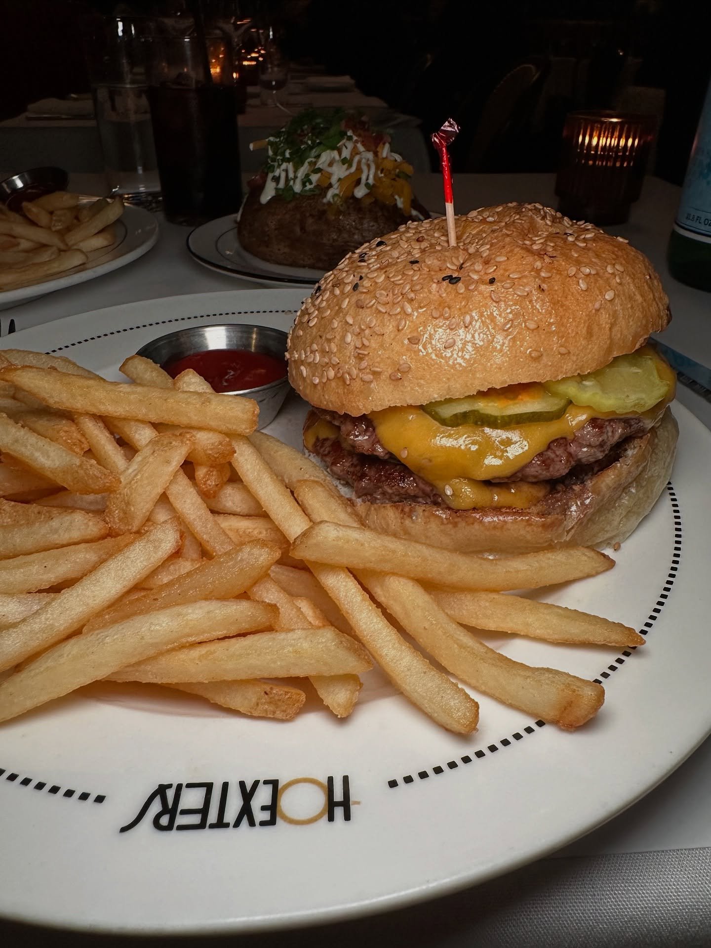 The Hoexter&rsquo;s Double- Smash Cheeseburger from @hoexters 

Officially verified as one of the best in NYC by Mike Eats NYC Burgers. Check out the link in bio to read a full review and see where it ranks amongst my favorites. 

#mikeeatsnycburgers