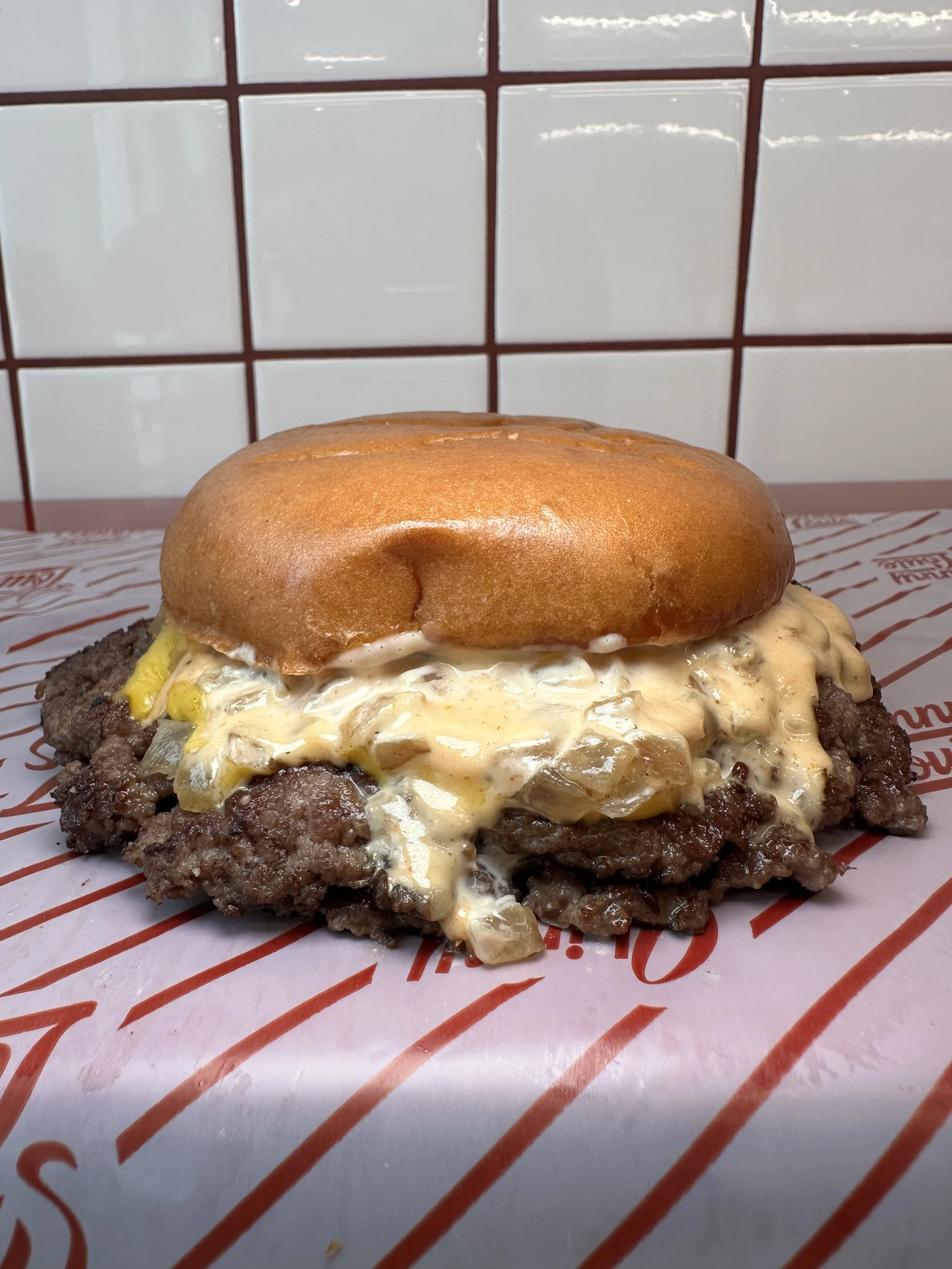 Skinny Louie Cheeseburger