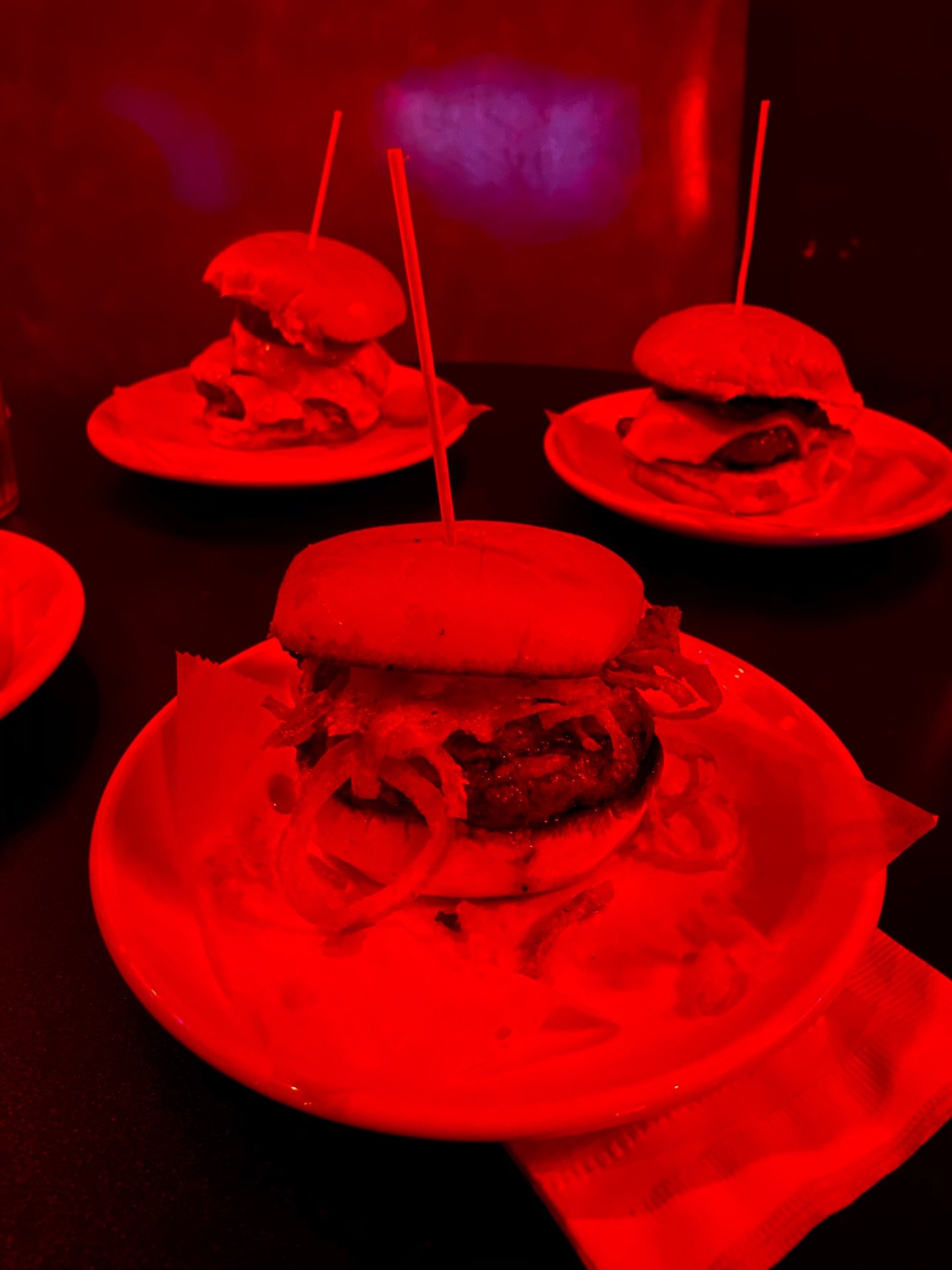 Red light therapy @ethylsnyc 

#mikeeatsnycburgers