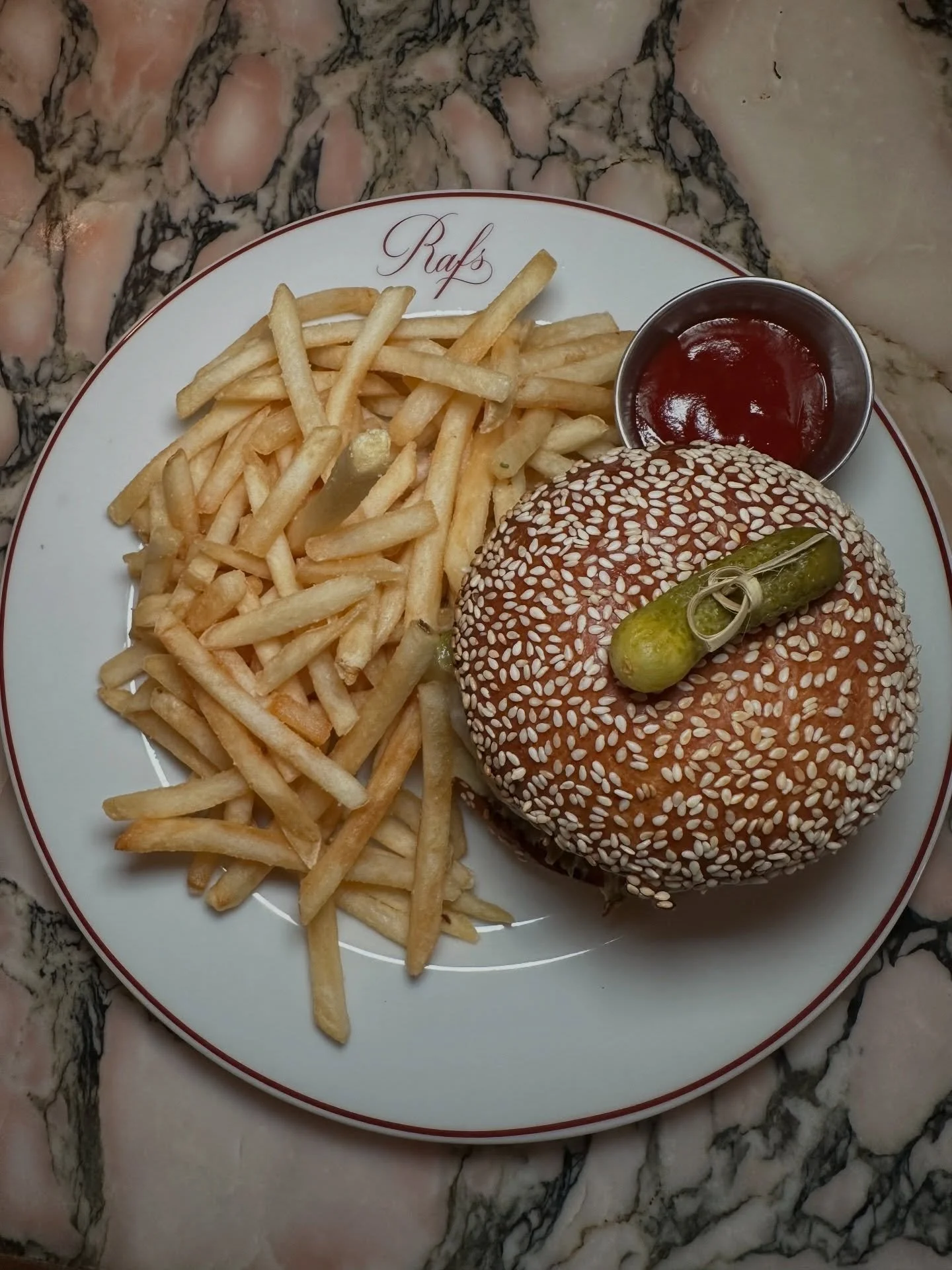 The @rafsnewyork Dry-Aged Beef Burger.

Gruy&egrave;re, Tarragon Aioli and Capers on a Sesame Roll, cooked in their wood-fired oven to a chef-recommended medium-rare.

#mikeeatsnycburgers