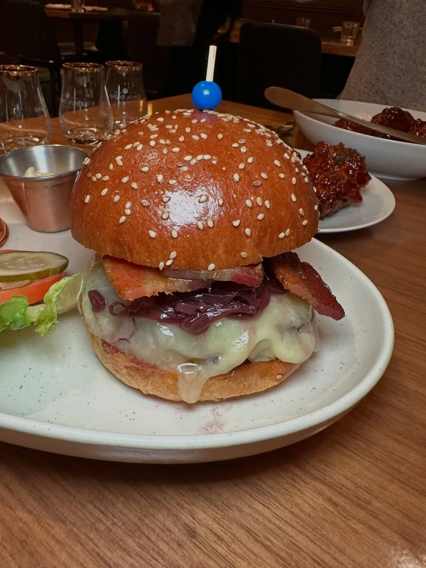 The Burger from @greatjonesdistillingco 

Officially verified as one of the best in NYC by Mike Eats NYC Burgers. Check out the link in bio to read a full review and see where it ranks amongst my favorites. 

#mikeeatsnycburgers