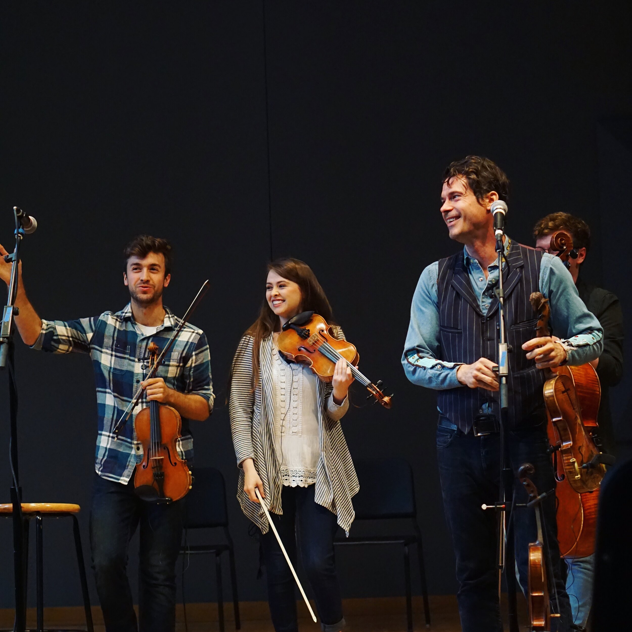 fiddle for Old Crow Medicine Show