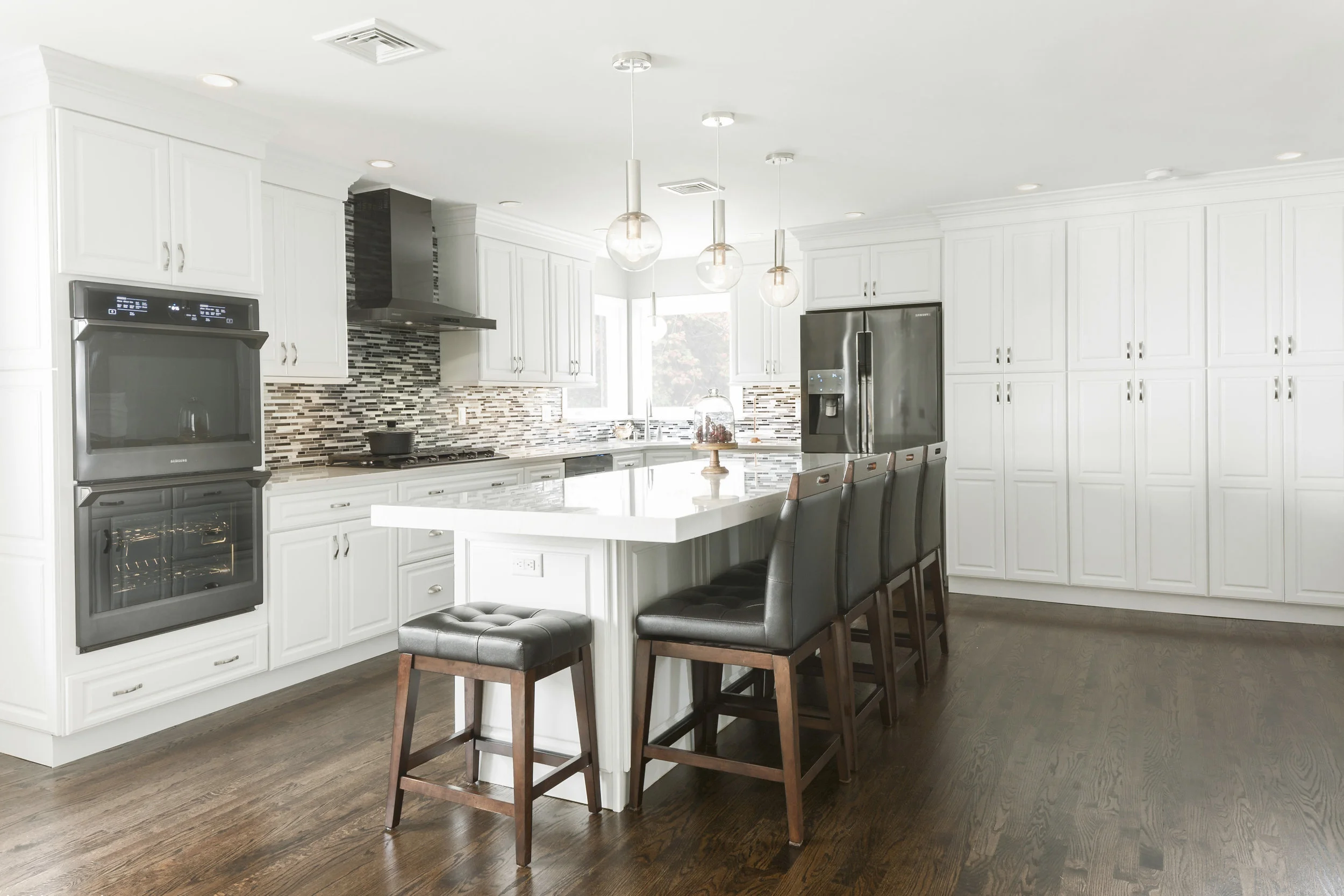 ©_Custom_Kitchen_Merrick_Long_Island_New_York_DJs_Home_Improvements_1.jpg