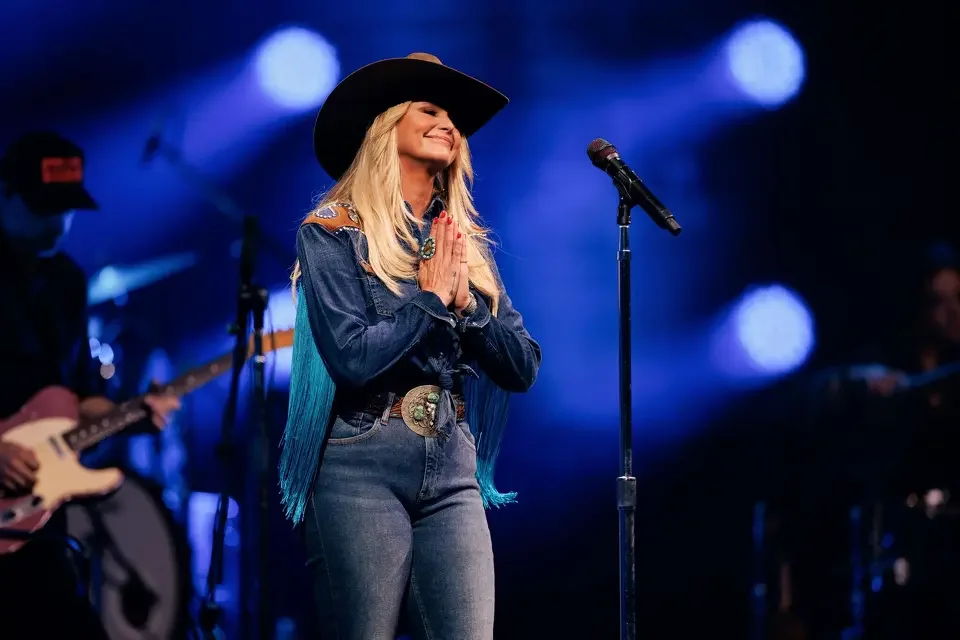 Country music stars converge for 'Band Together Texas' flood benefit concert at Moody Center