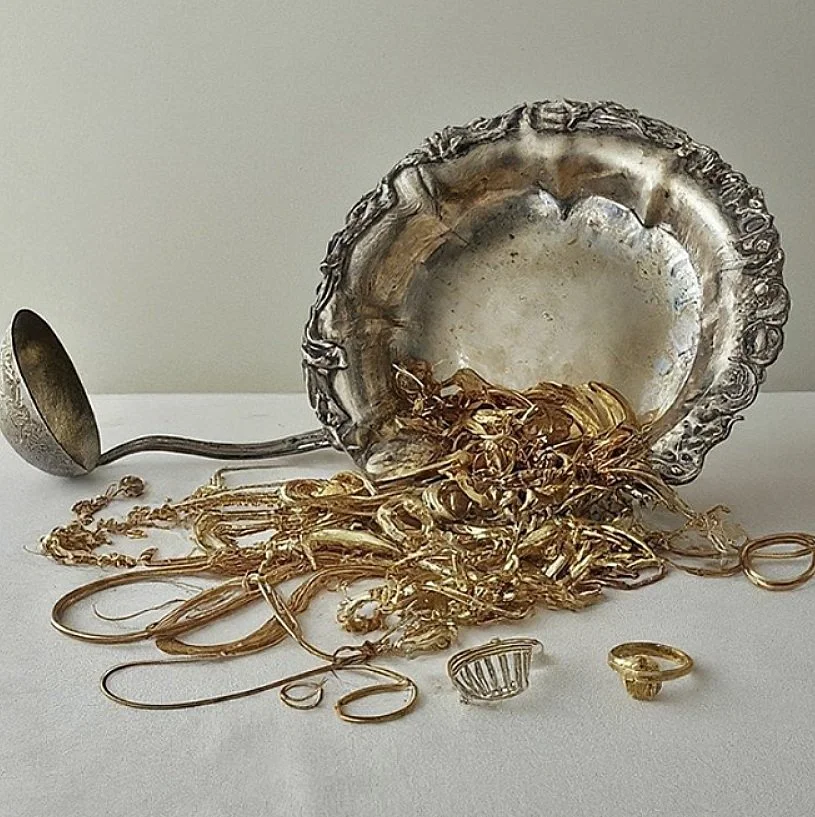 Gold+Silver+background.jpg