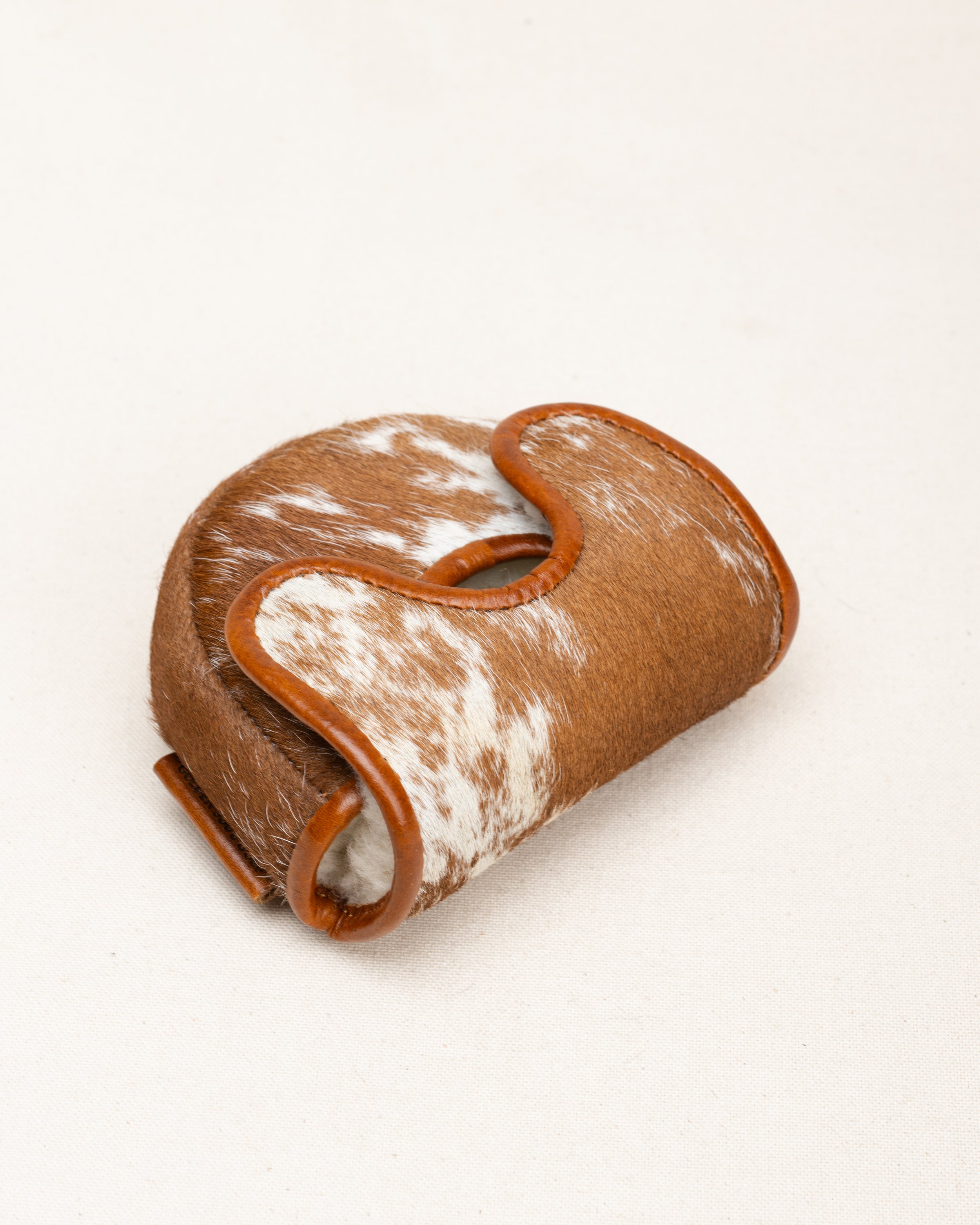 GoldenSoulGolf-LAB-OZ1-PutterCover-Cowhide-23.jpg