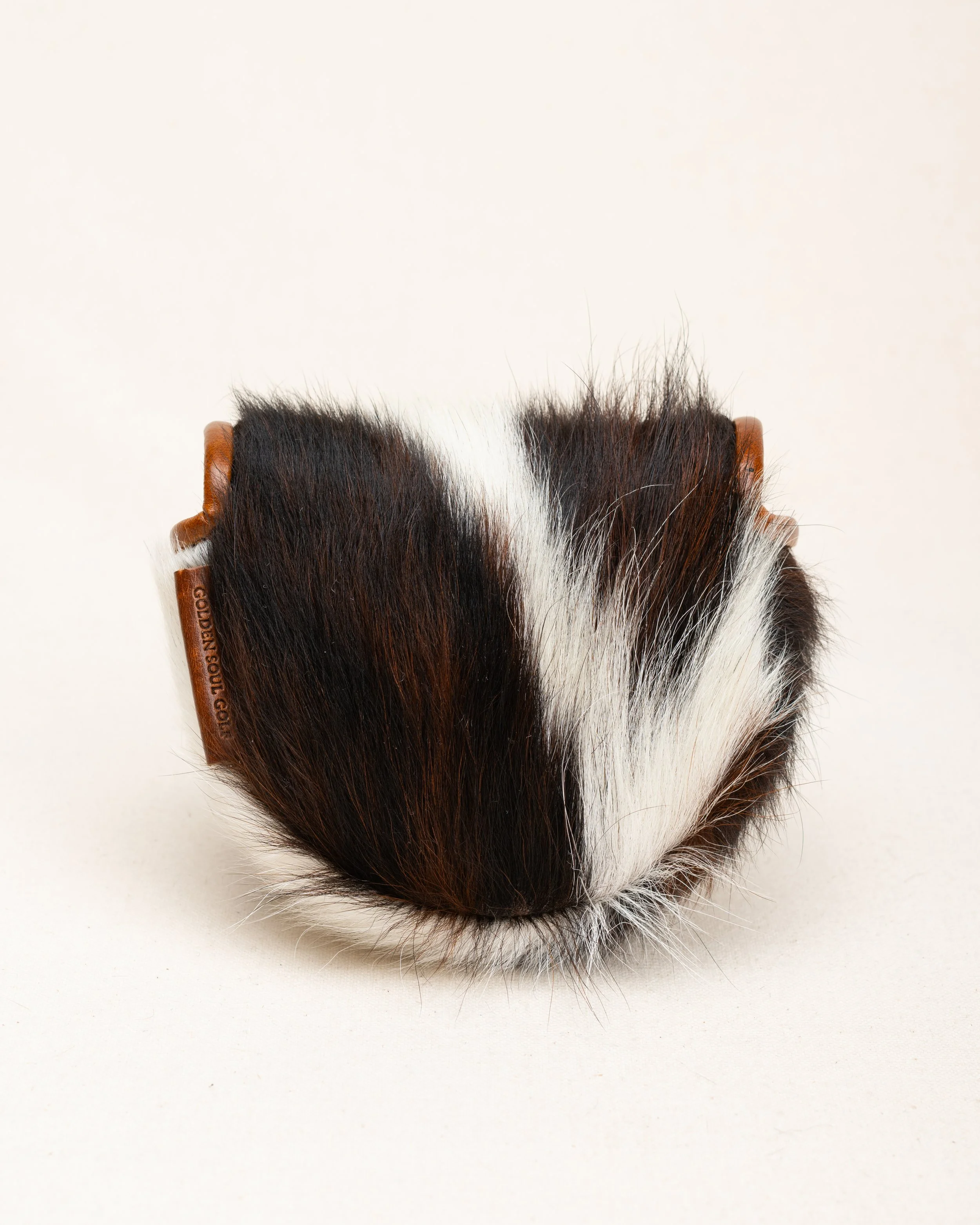 GoldenSoulGolf-LAB-OZ1-PutterCover-Cowhide-14.jpg