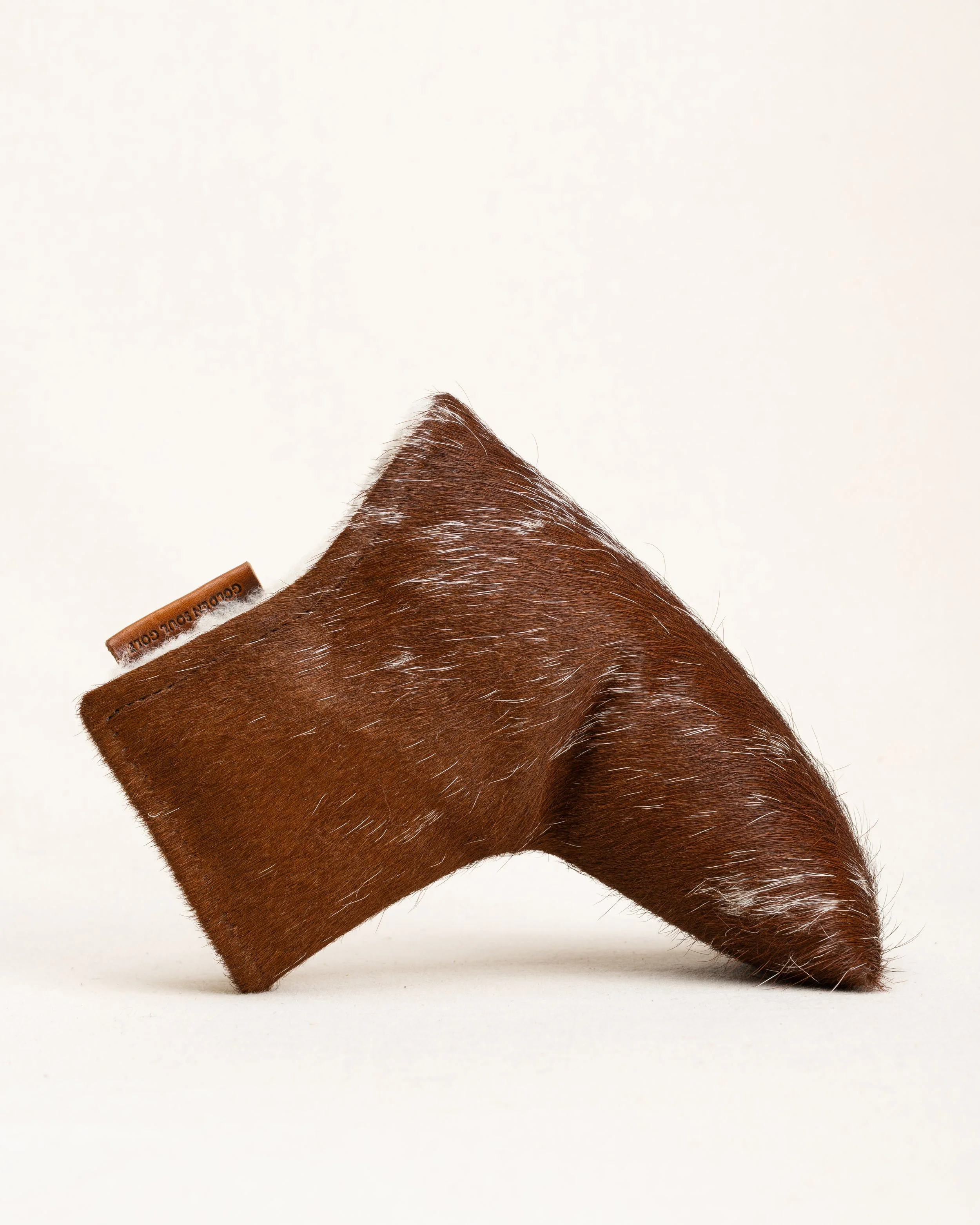 GoldenSoulGolf-Cowhide-Blade-PutterCover-3.jpg