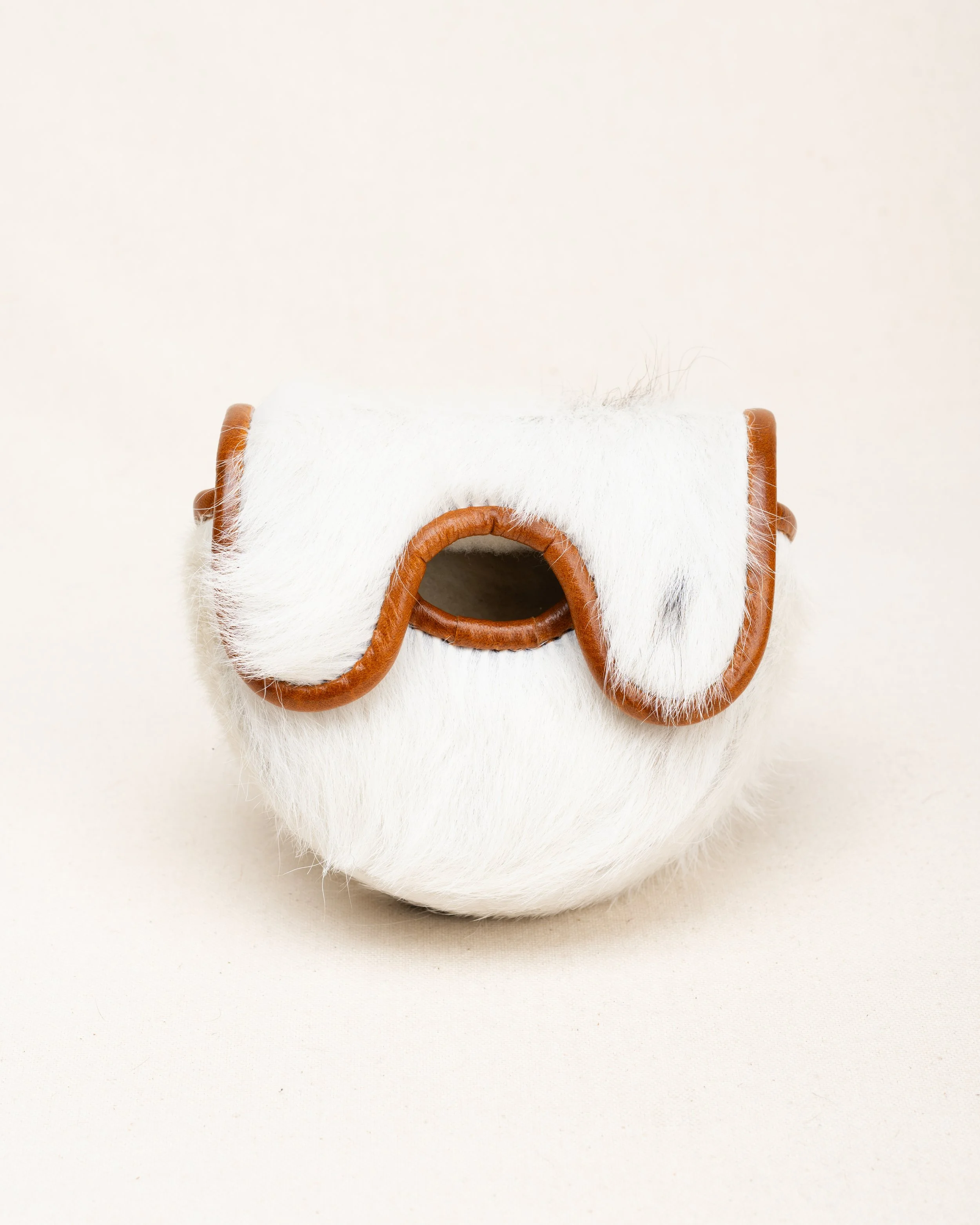 GoldenSoulGolf-LAB-OZ1-PutterCover-Cowhide-5.jpg
