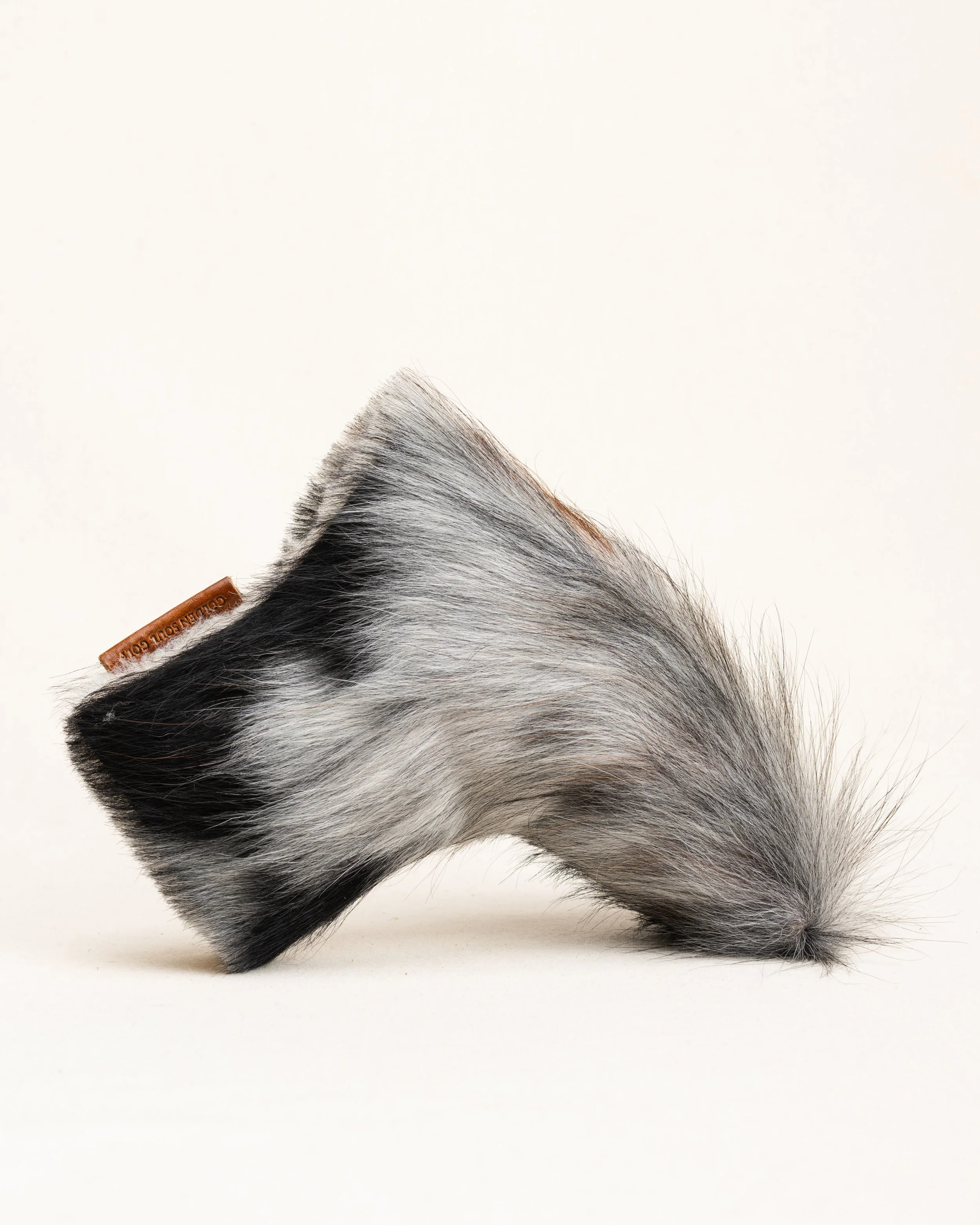 GoldenSoulGolf-Cowhide-Blade-PutterCover-6.jpg
