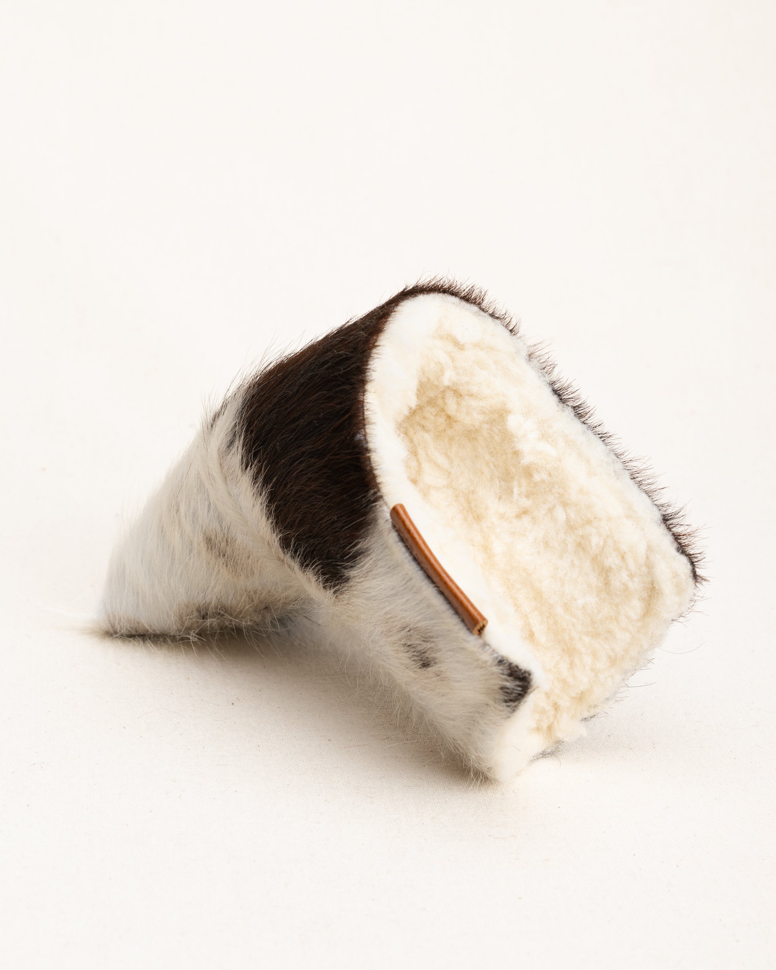GoldenSoulGolf-Cowhide-Blade-PutterCover-15.jpg