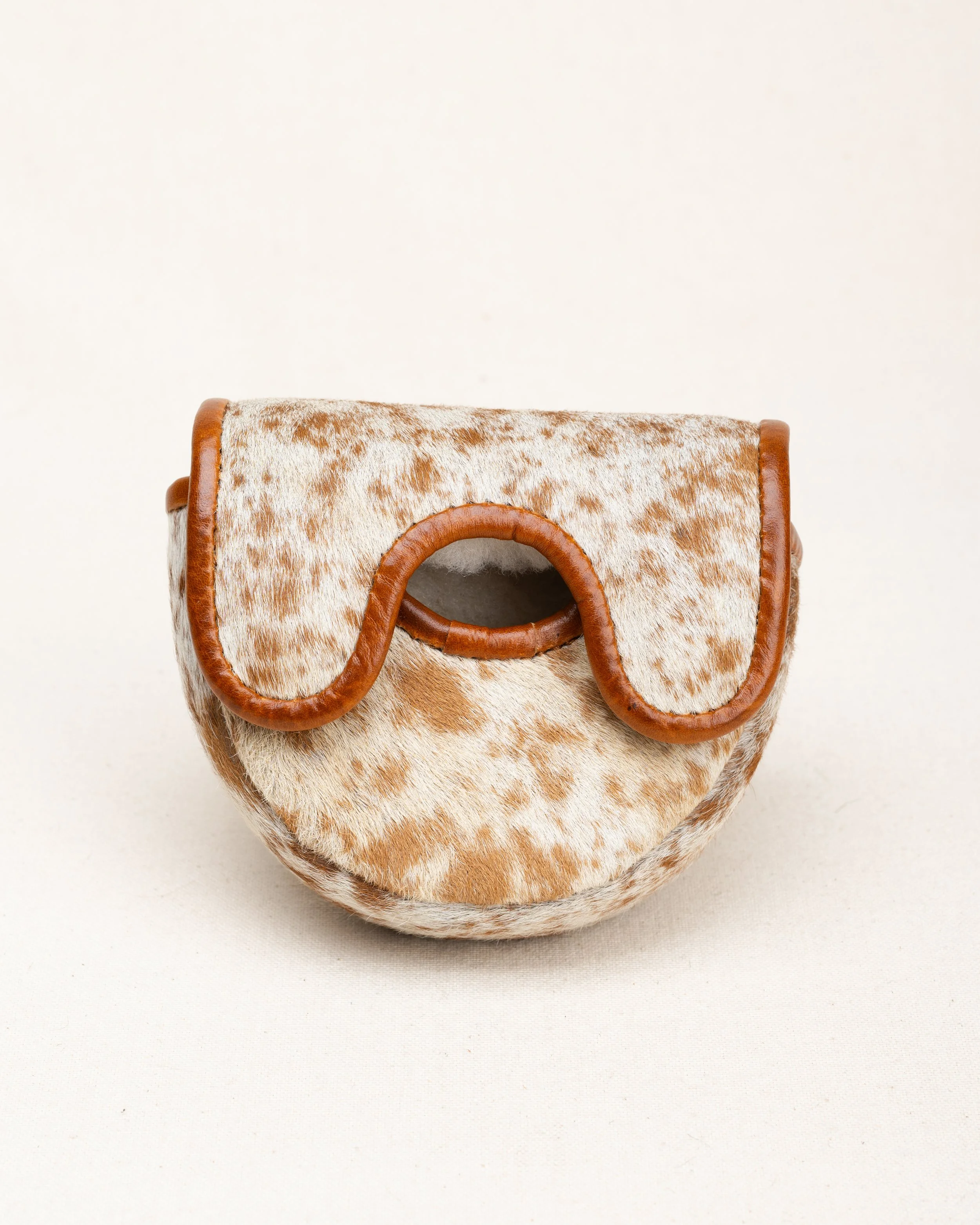 GoldenSoulGolf-LAB-OZ1-PutterCover-Cowhide.jpg