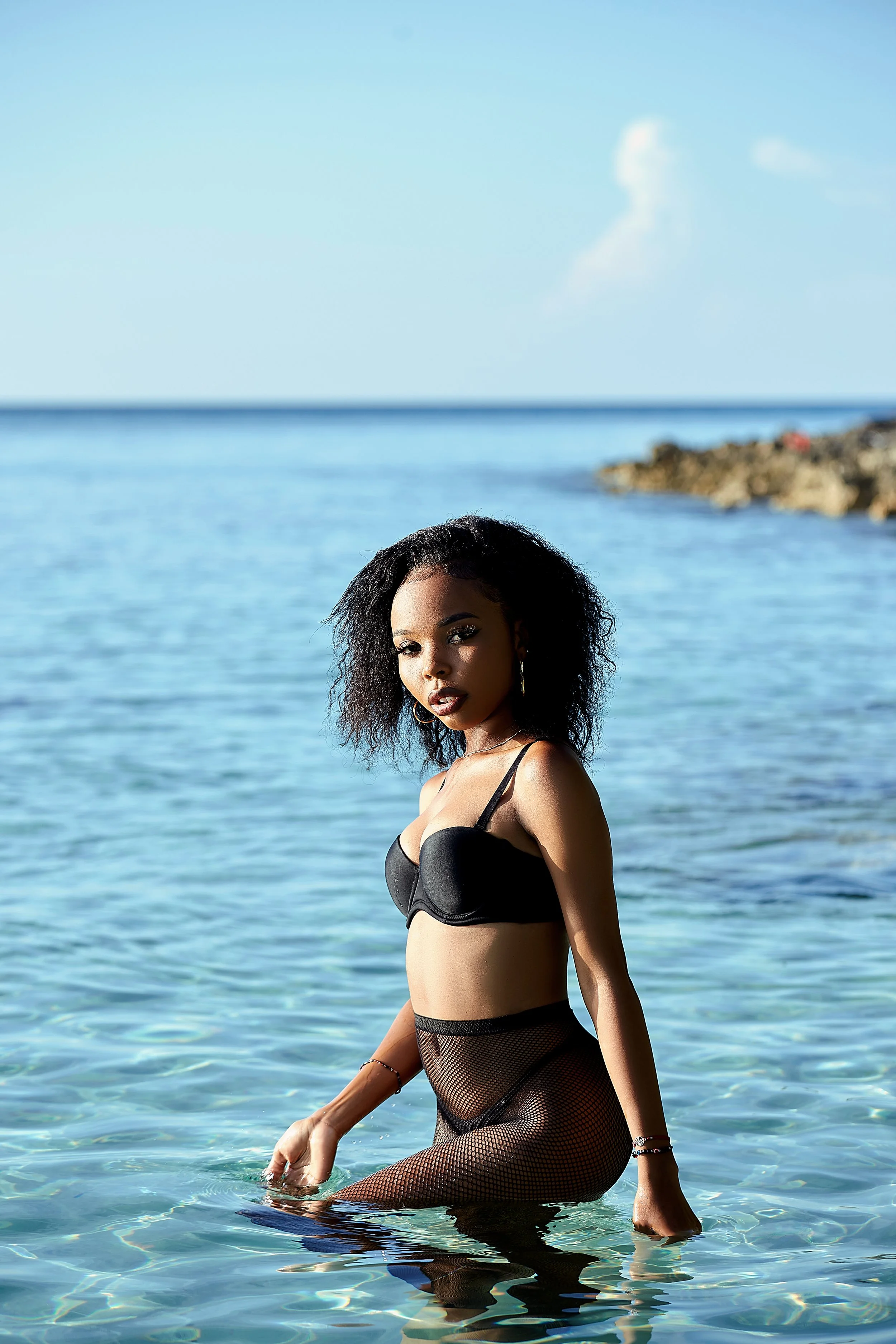 Lorry_Beach3.jpg