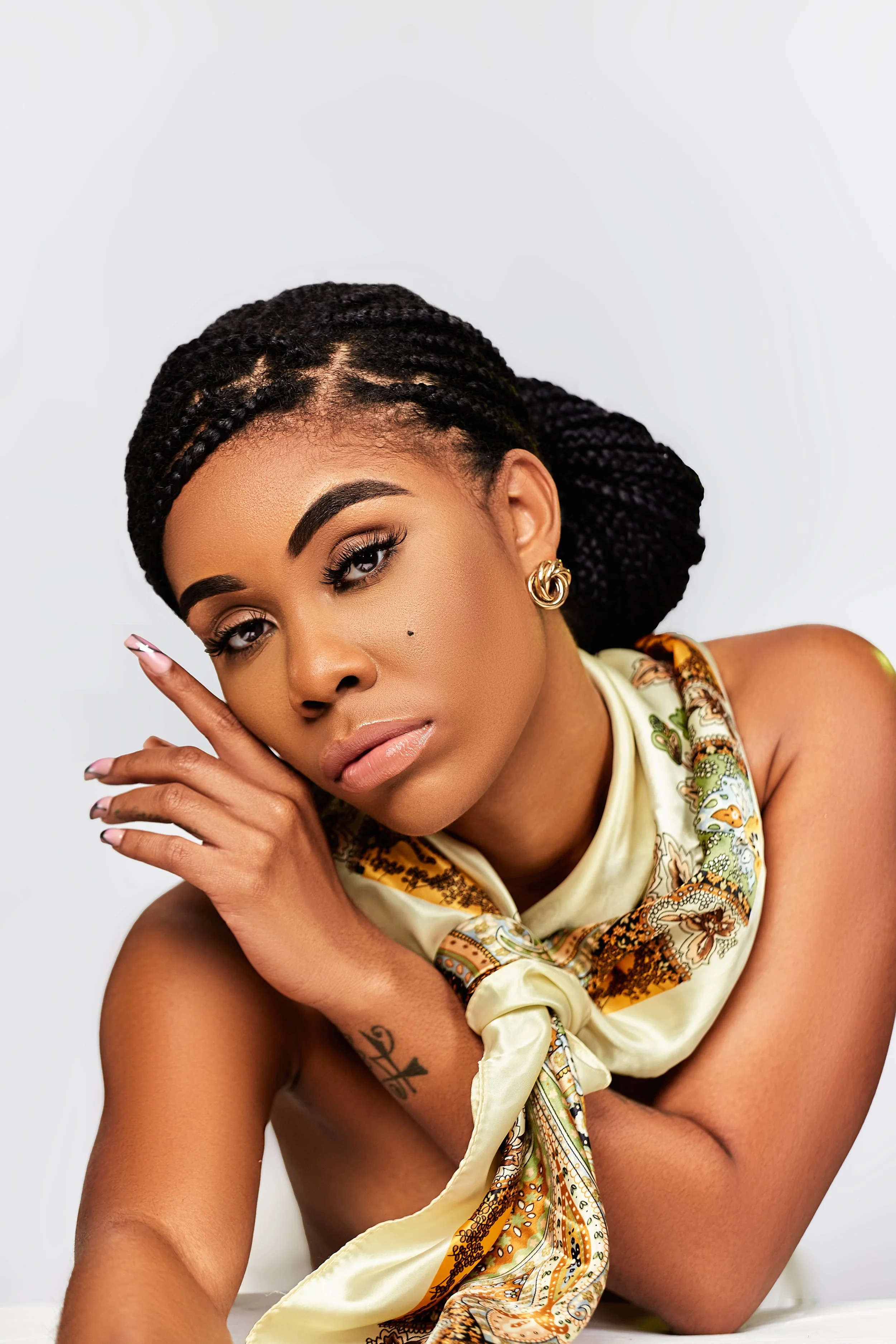 Juwel_Beauty_GreenScarf2.jpg