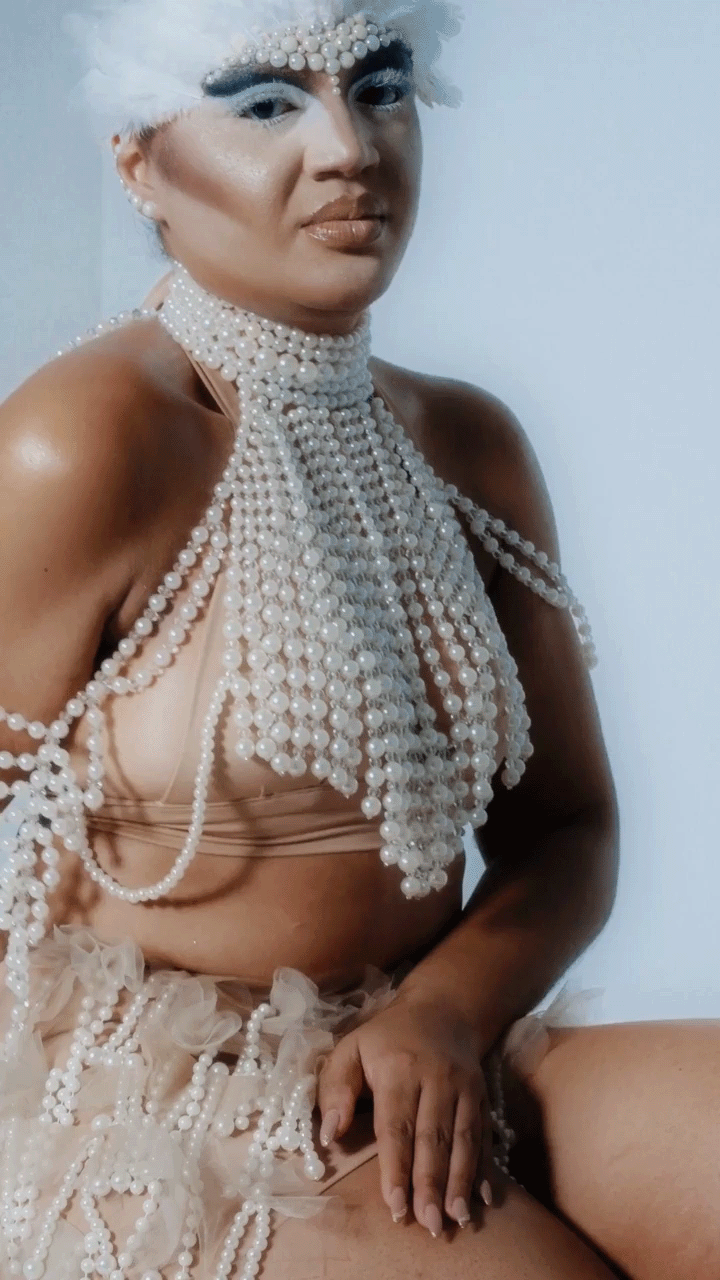 TONYA STUDIO REEL 2.gif