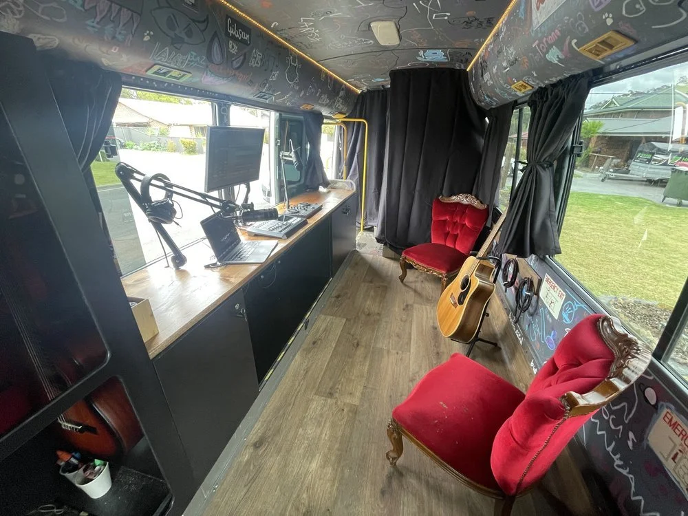 Bus3.JPG