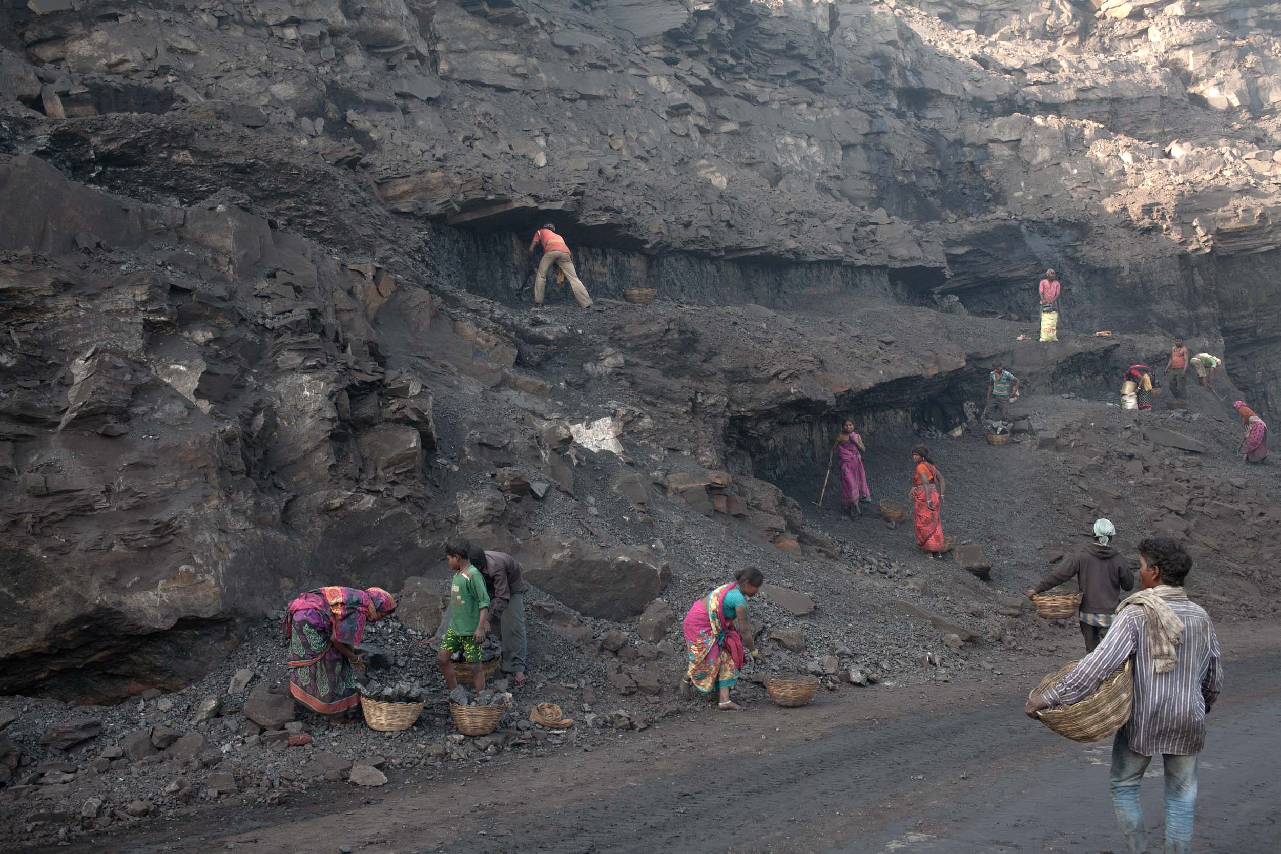 48_freelance photographer_new delhi_india_srinivas kuruganti_coal mining_dhanbad.jpg