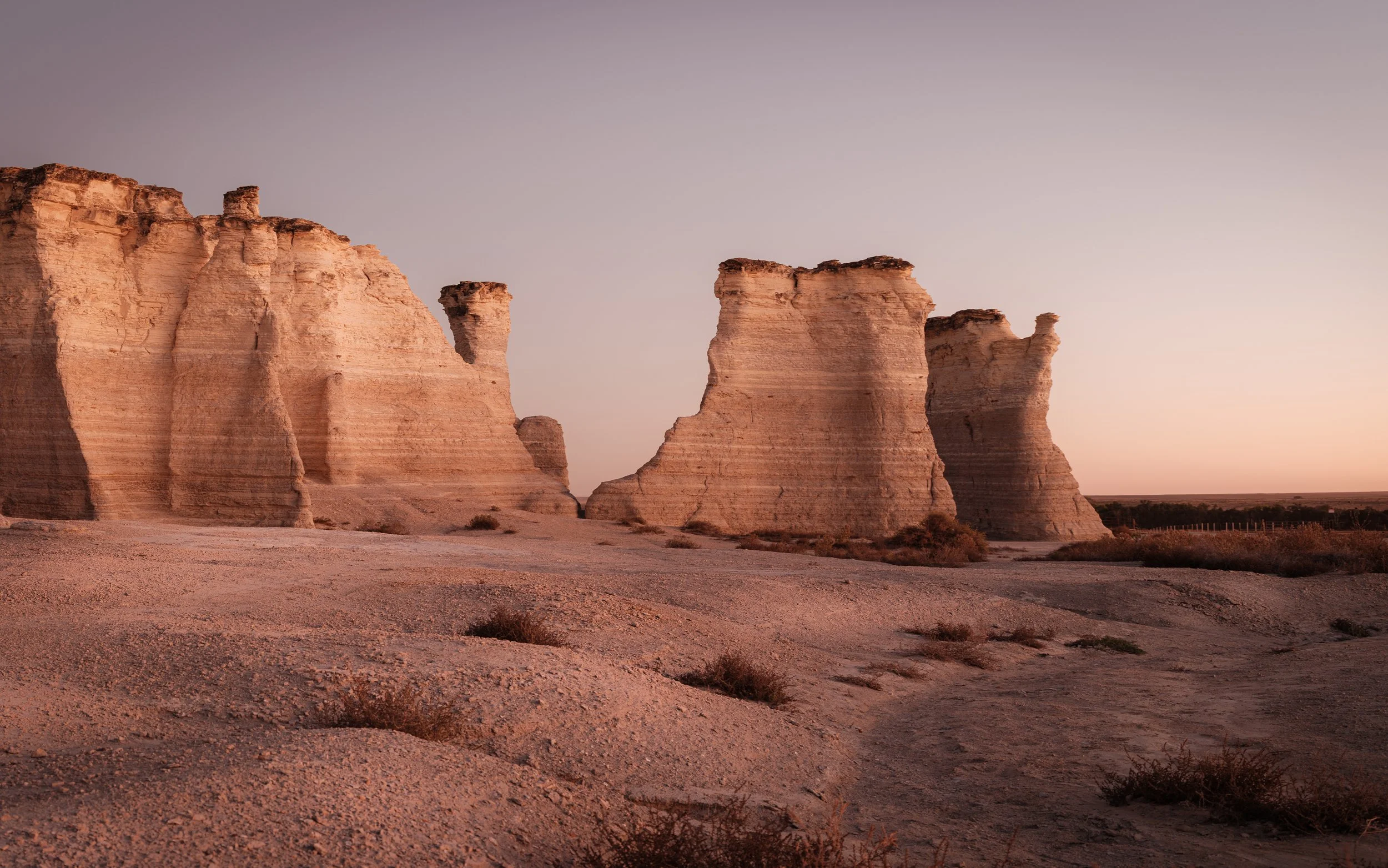 Profile of Monument Rocks