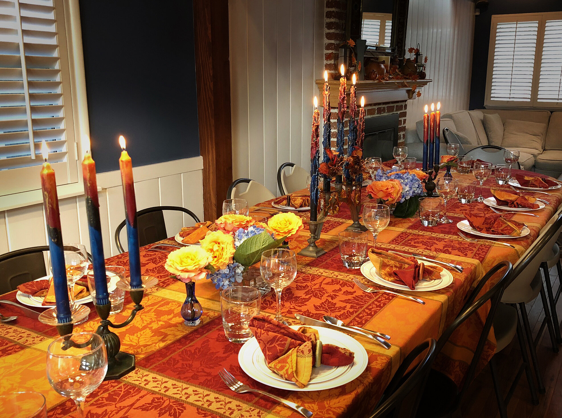 thanksgiving-table.jpg