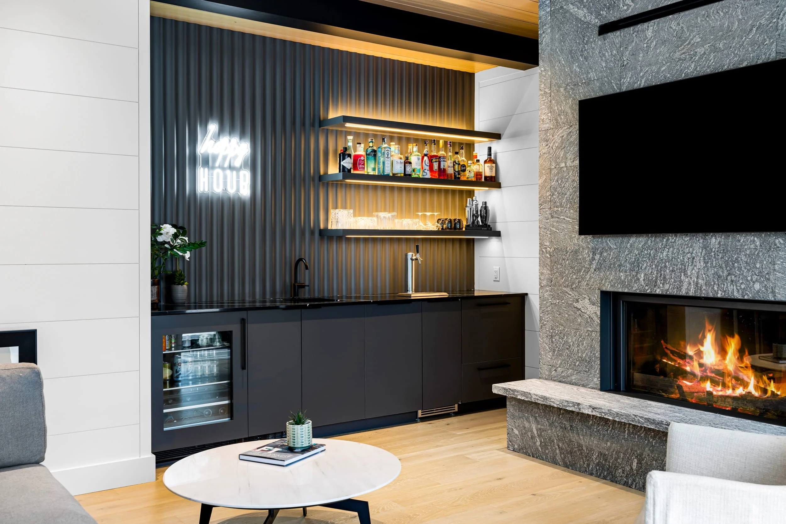 1080 Woodroffe Rd -21.jpg