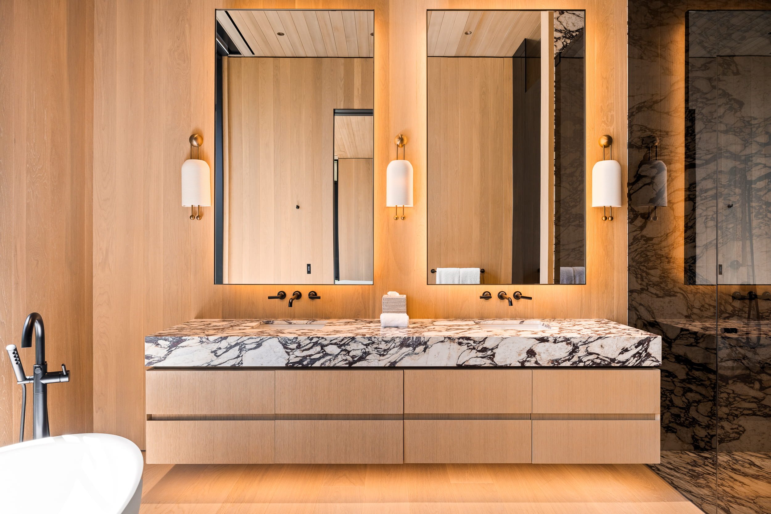 Dovigi Custom Cottage -67.jpg