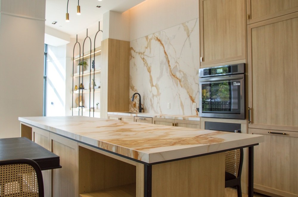 KITCHEN2.JPG