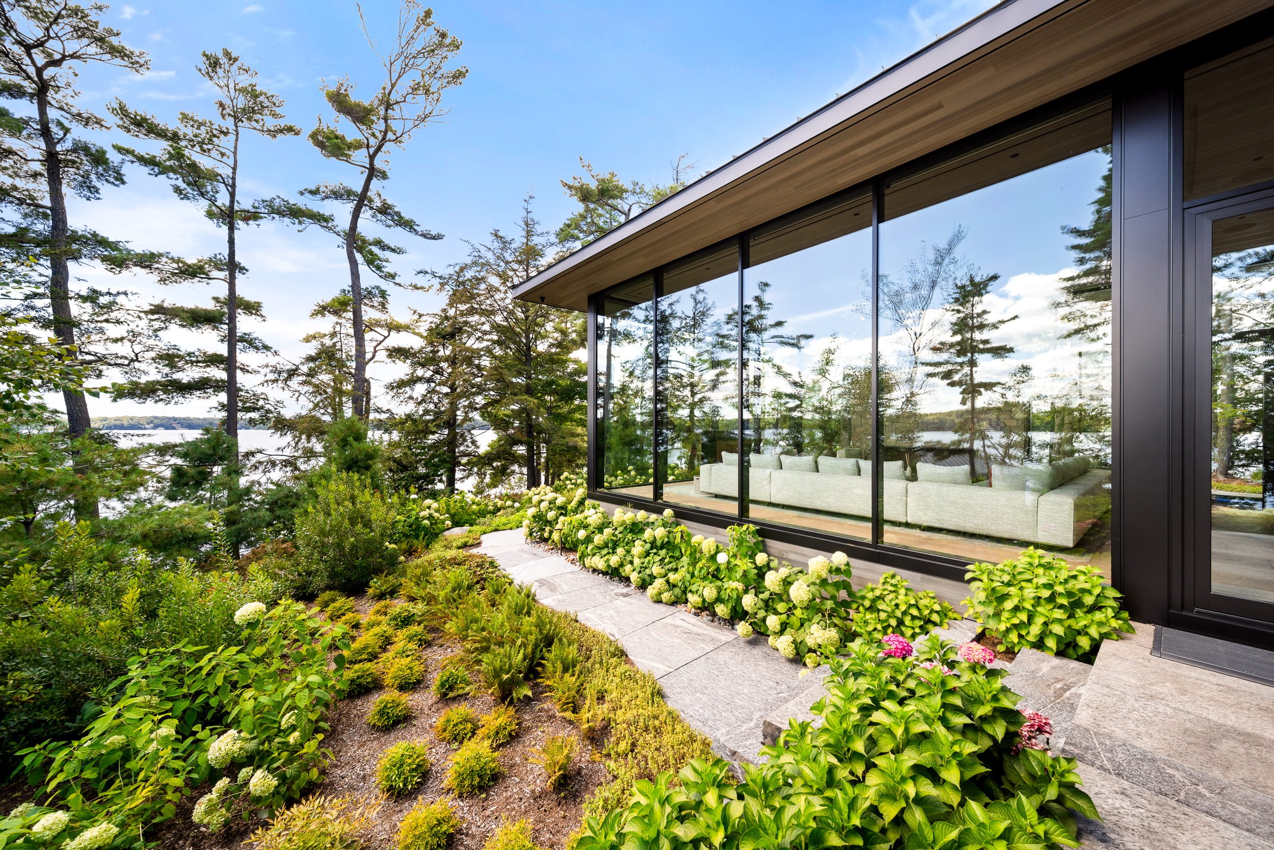 Dovigi Custom Cottage -107.jpg